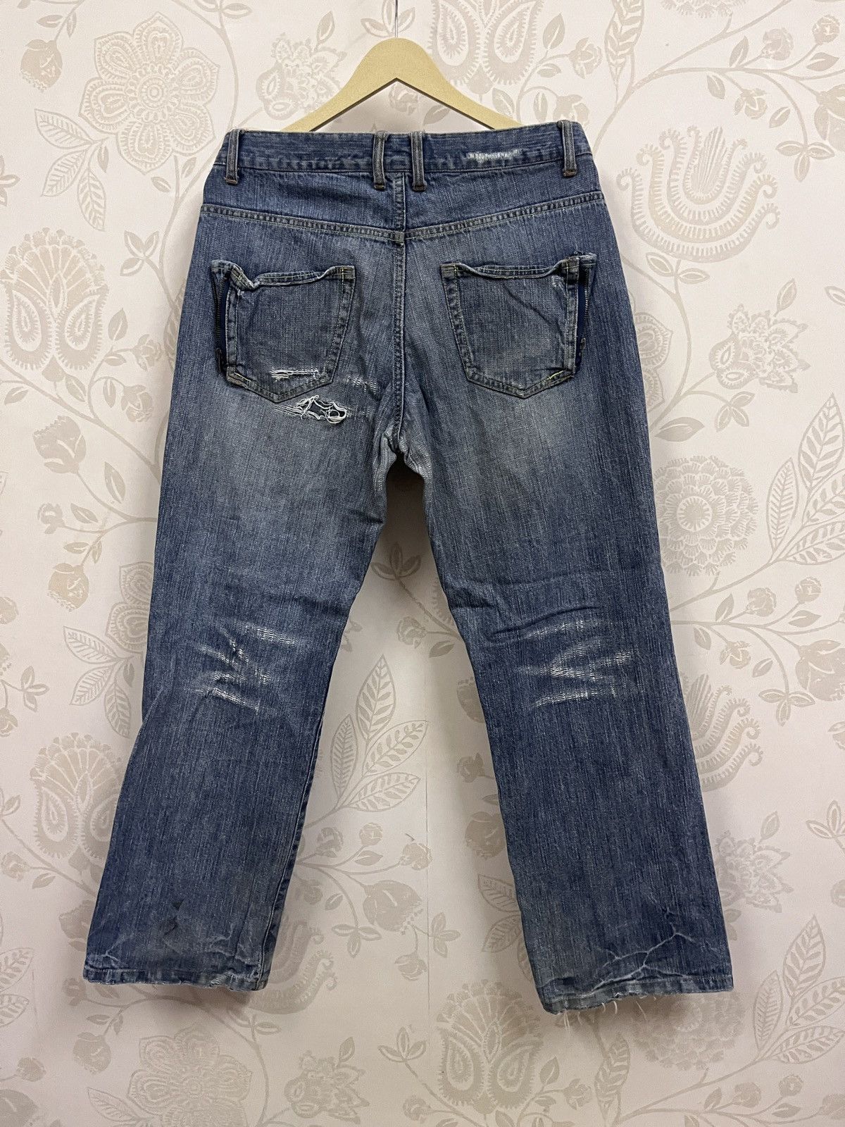 Japanese Brand Ripped Distressed Hysteric Distressed Denim Japanese Size US 32 / EU 48 - 16 Thumbnail