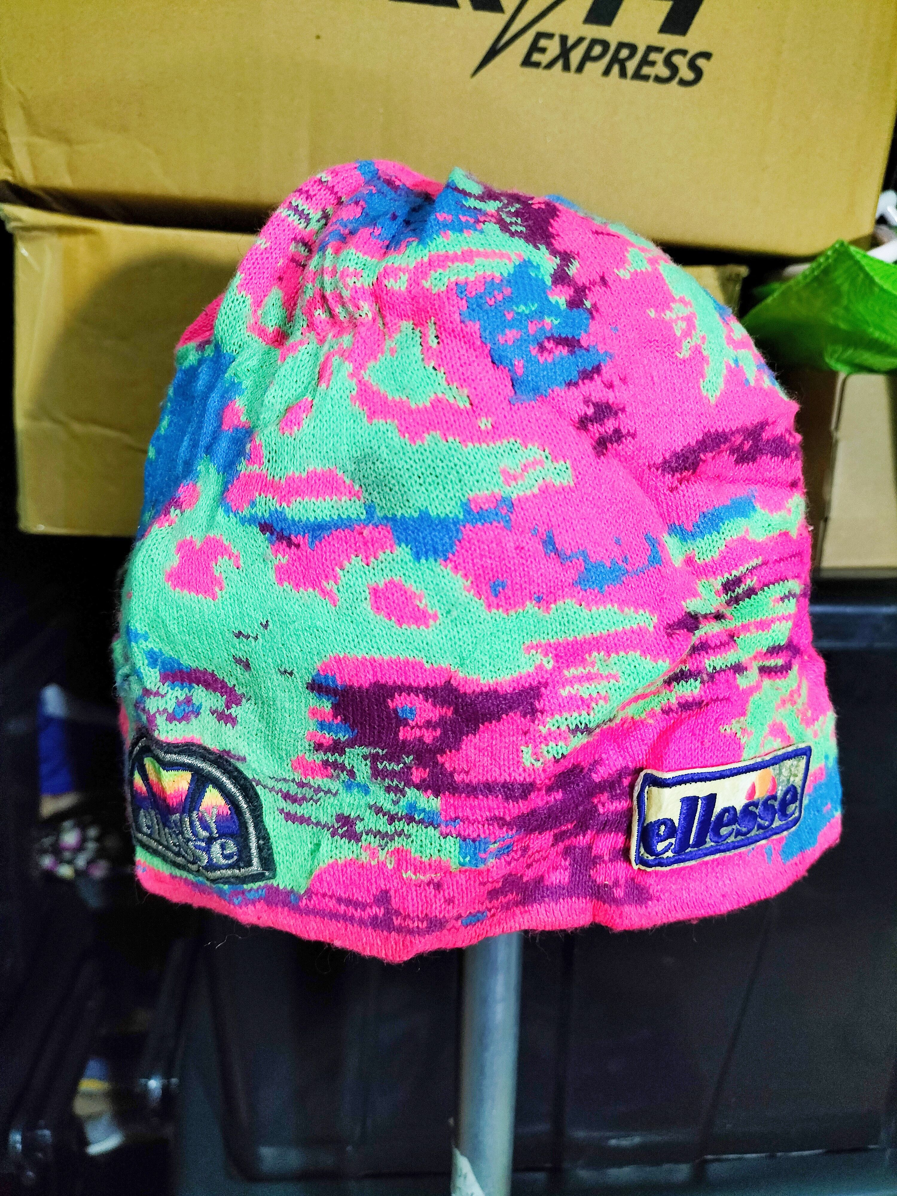 Ellesse 90s Ellesse snow Hat Ski Sports Fashion Italy Size ONE SIZE - 2 Thumbnail