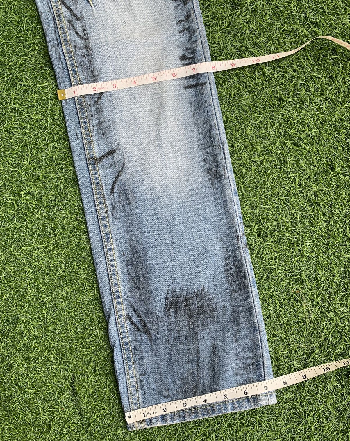 Japanese Brand Japanese Brand Lowbox Distressed Jeans Size US 30 / EU 46 - 19 Thumbnail