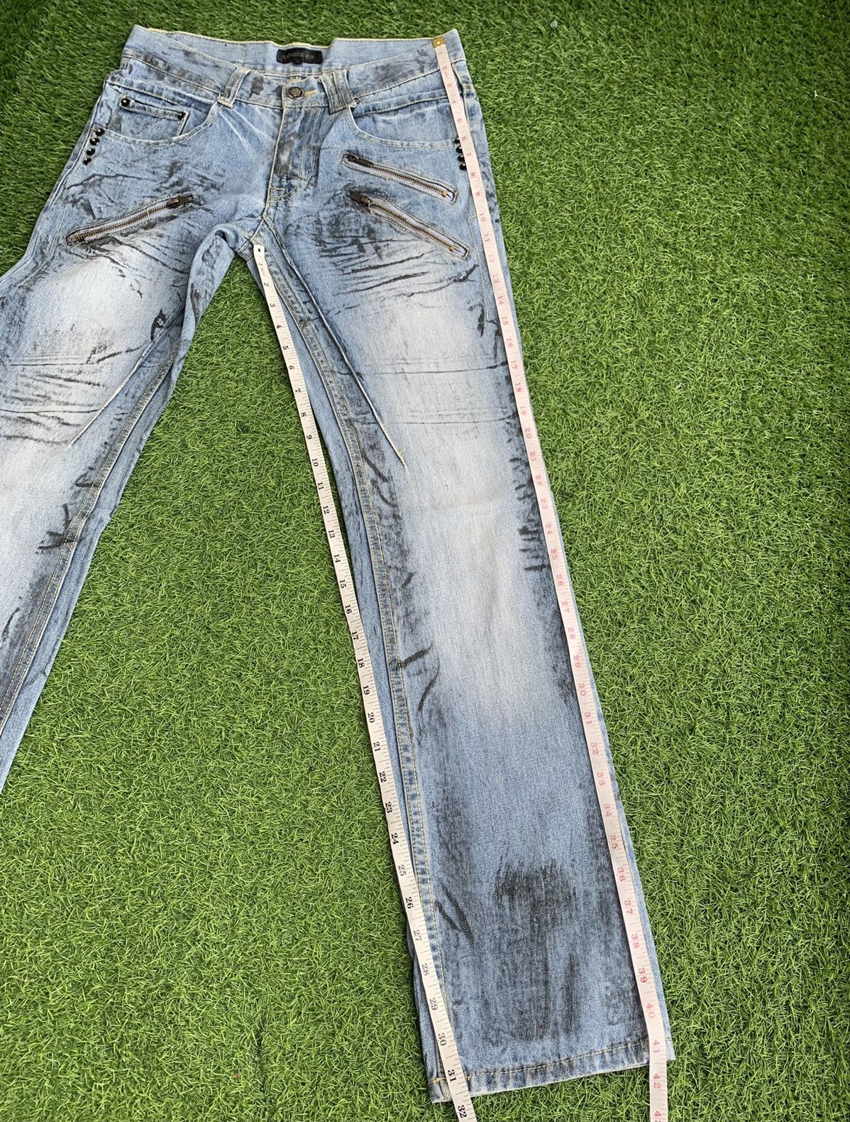 Japanese Brand Japanese Brand Lowbox Distressed Jeans Size US 30 / EU 46 - 18 Thumbnail