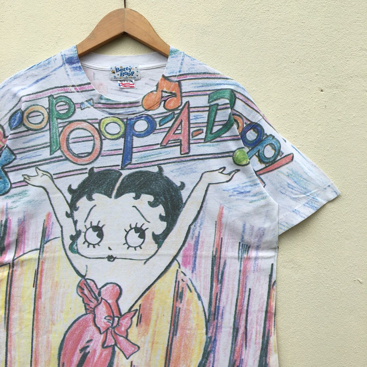 Cartoon Network Vintage BETTY BOOP ALL OVER PRINT DESIGN T-shirt Size US L / EU 52-54 / 3 - 3 Thumbnail
