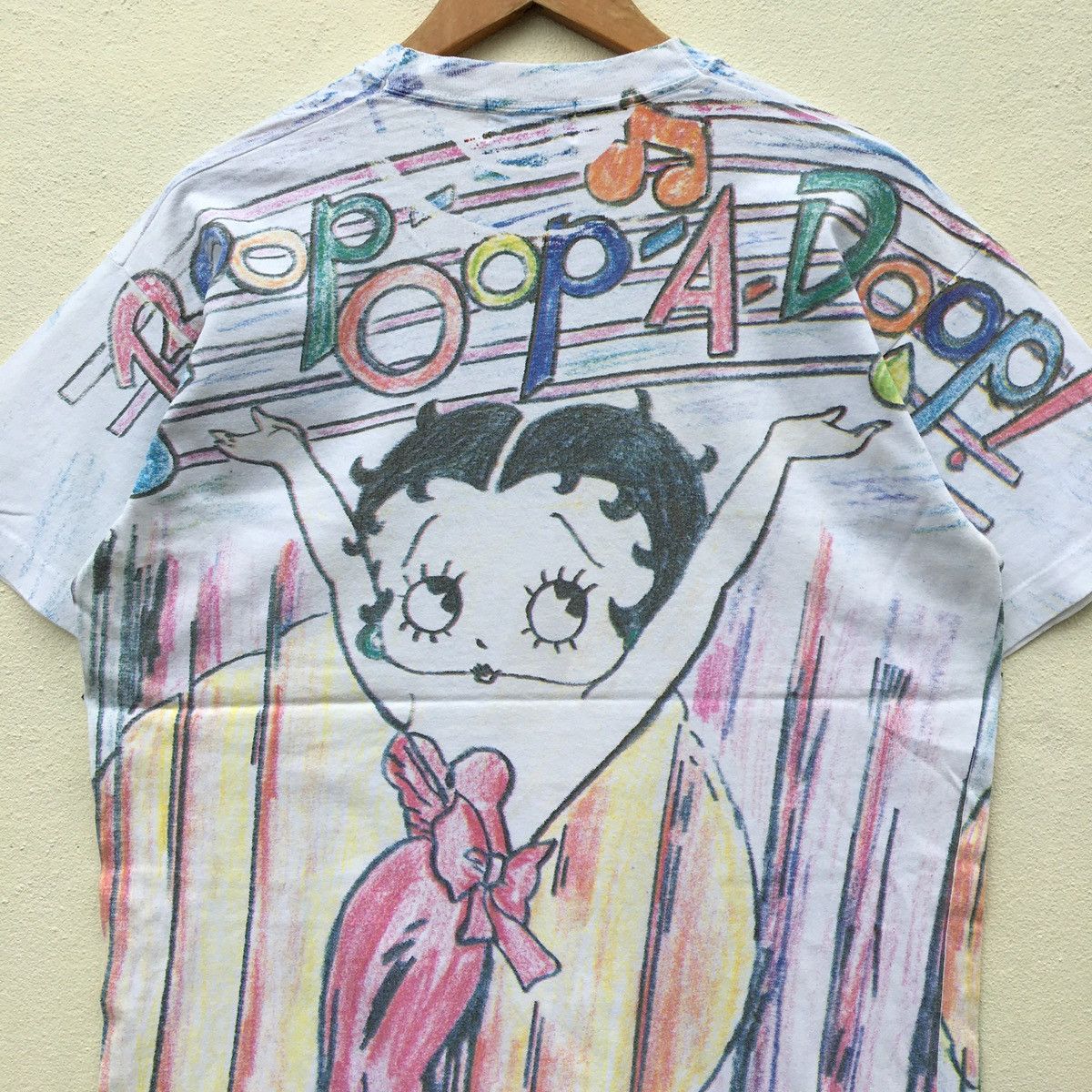 Cartoon Network Vintage BETTY BOOP ALL OVER PRINT DESIGN T-shirt Size US L / EU 52-54 / 3 - 9 Thumbnail