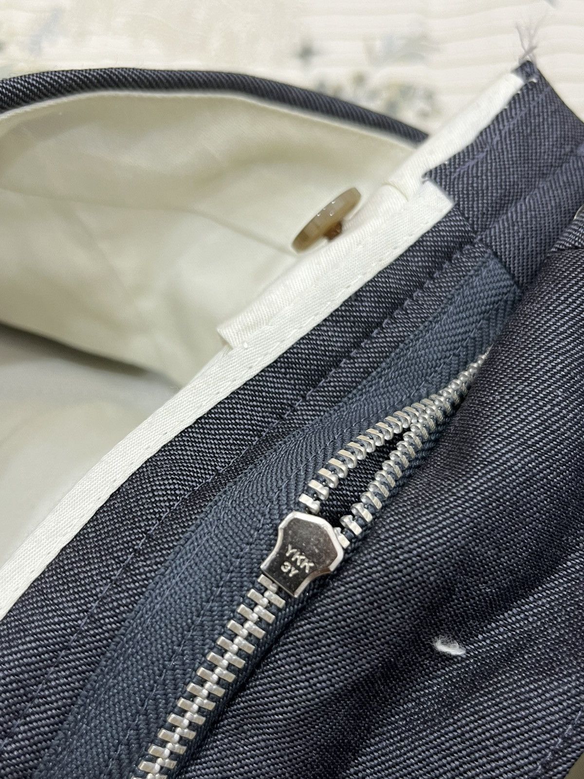 Burberry U. VINTAGE BURBERRY WOOL PANTS Size US 34 / EU 50 - 18 Thumbnail