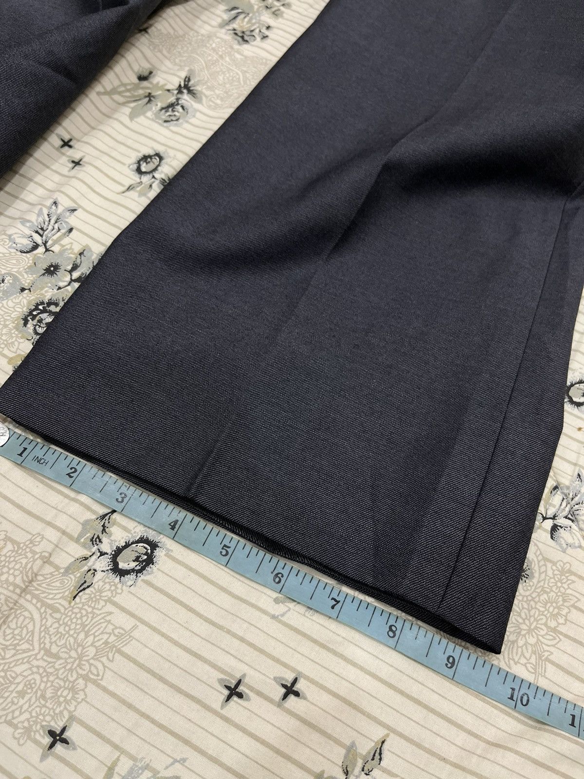 Burberry U. VINTAGE BURBERRY WOOL PANTS Size US 34 / EU 50 - 15 Thumbnail