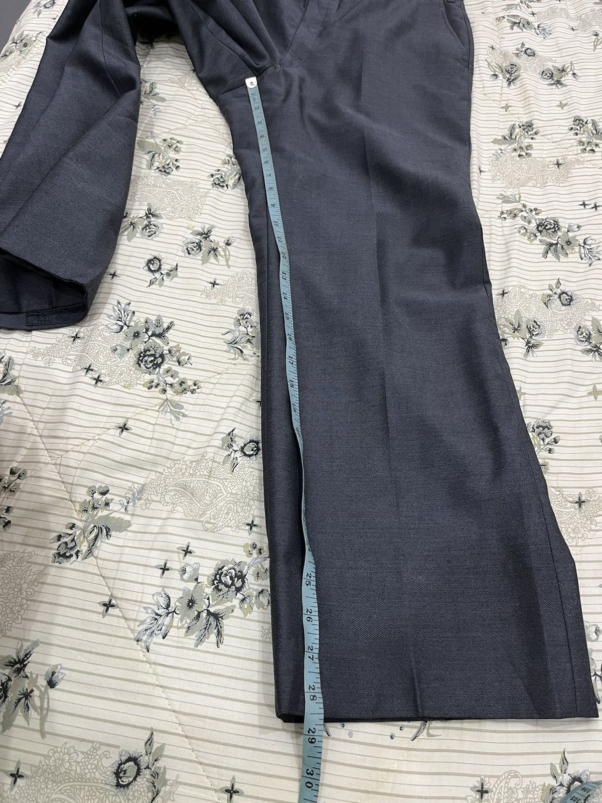 Burberry U. VINTAGE BURBERRY WOOL PANTS Size US 34 / EU 50 - 16 Thumbnail