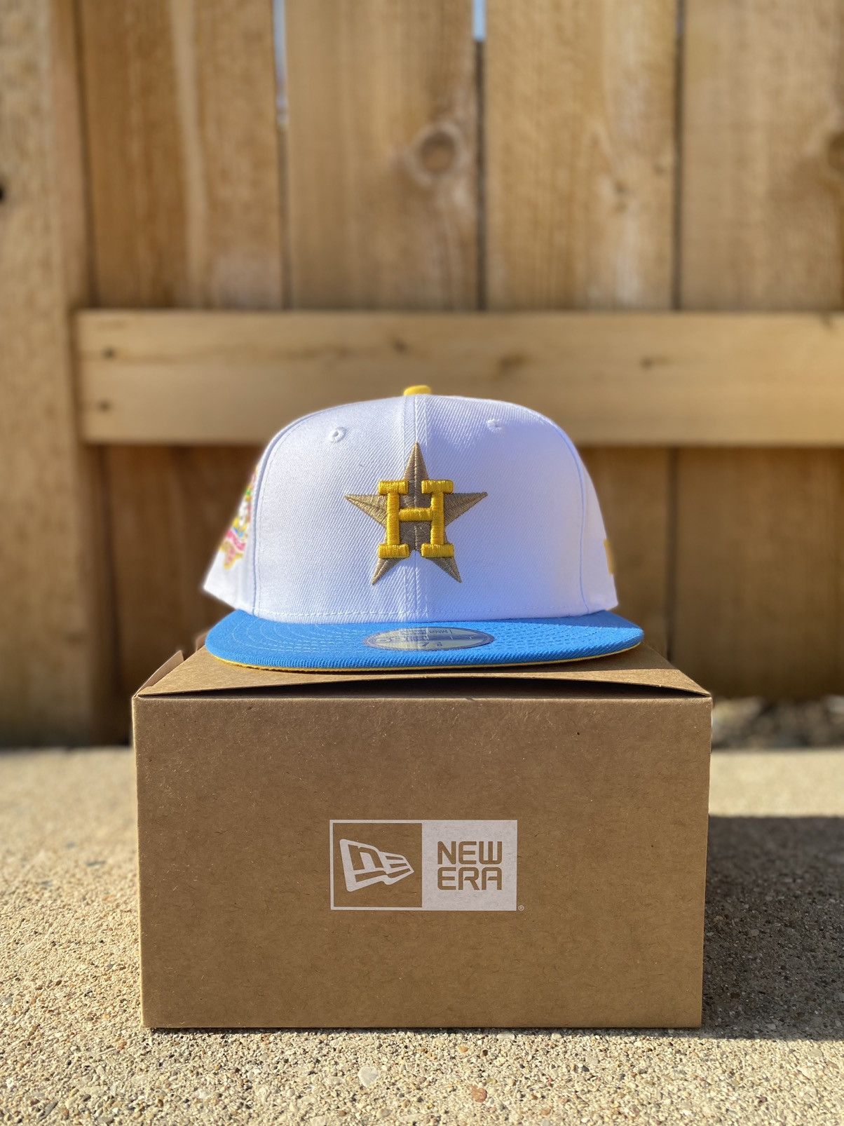 New Era Houston sold Astros Sneakertown Simpsons Pack “Homer”