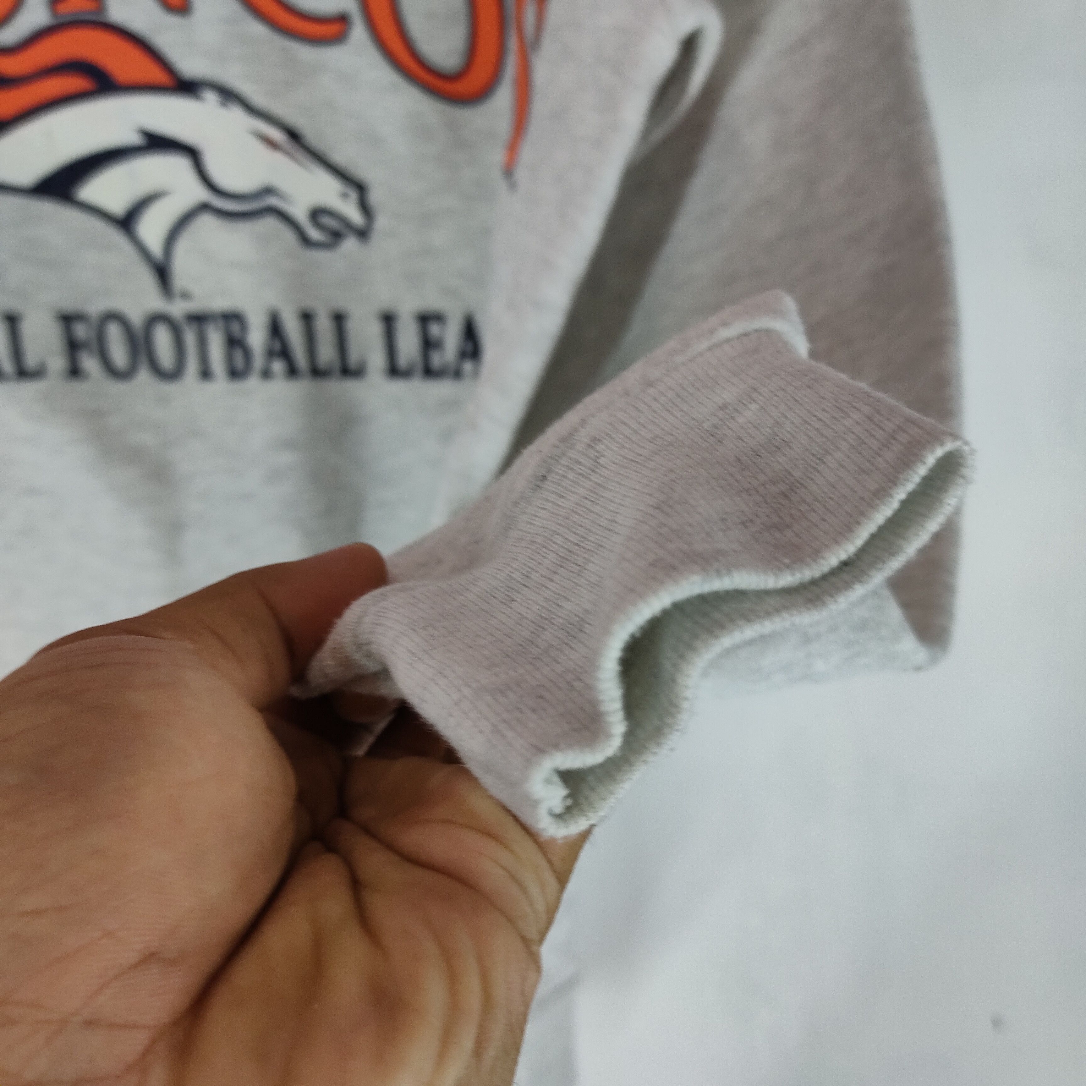 NFL × Vintage Vintage 1999 NFL DENVER BRONCOS Made in USA Sweatshirt Size US M / EU 48-50 / 2 - 3 Thumbnail