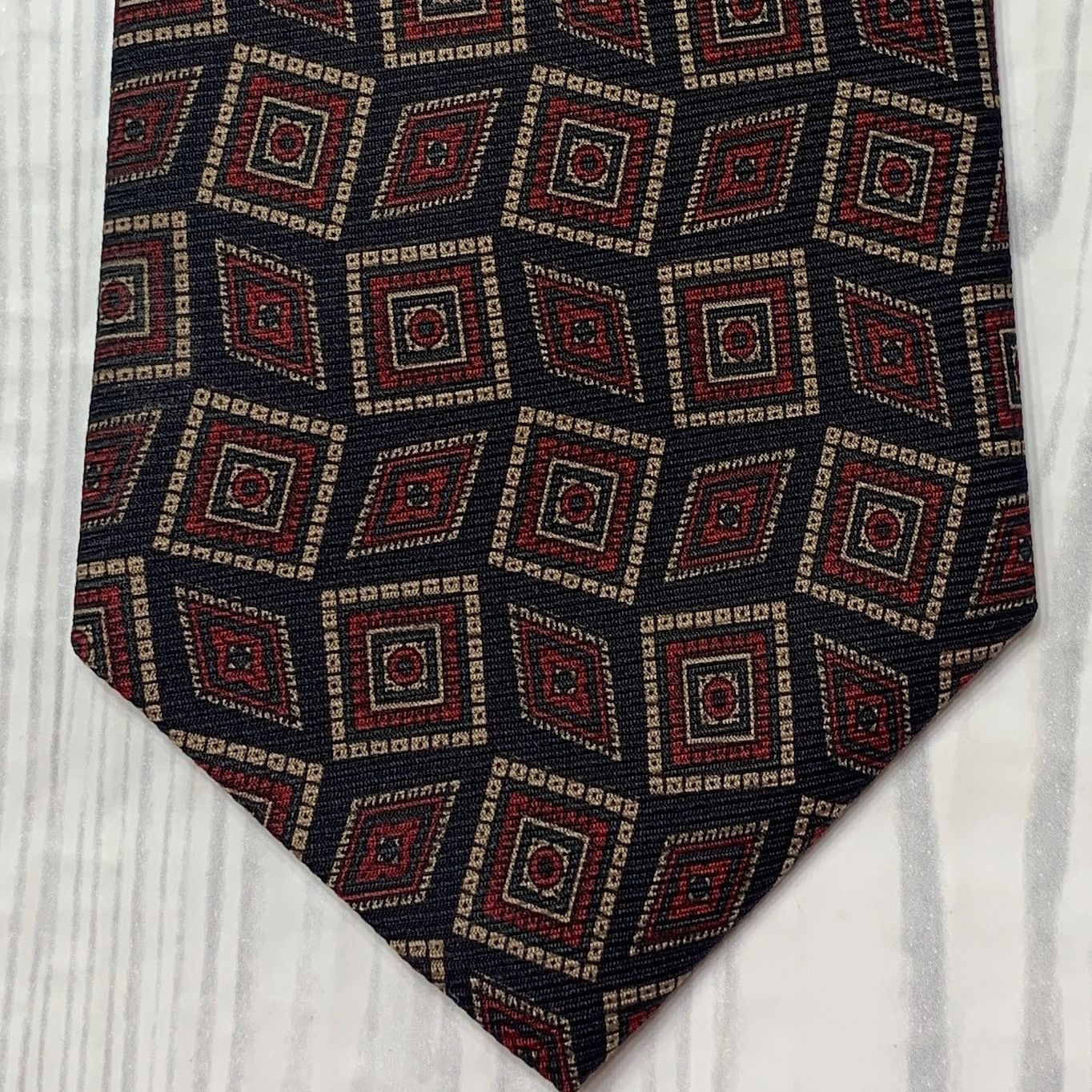 geoffrey beene silk tie