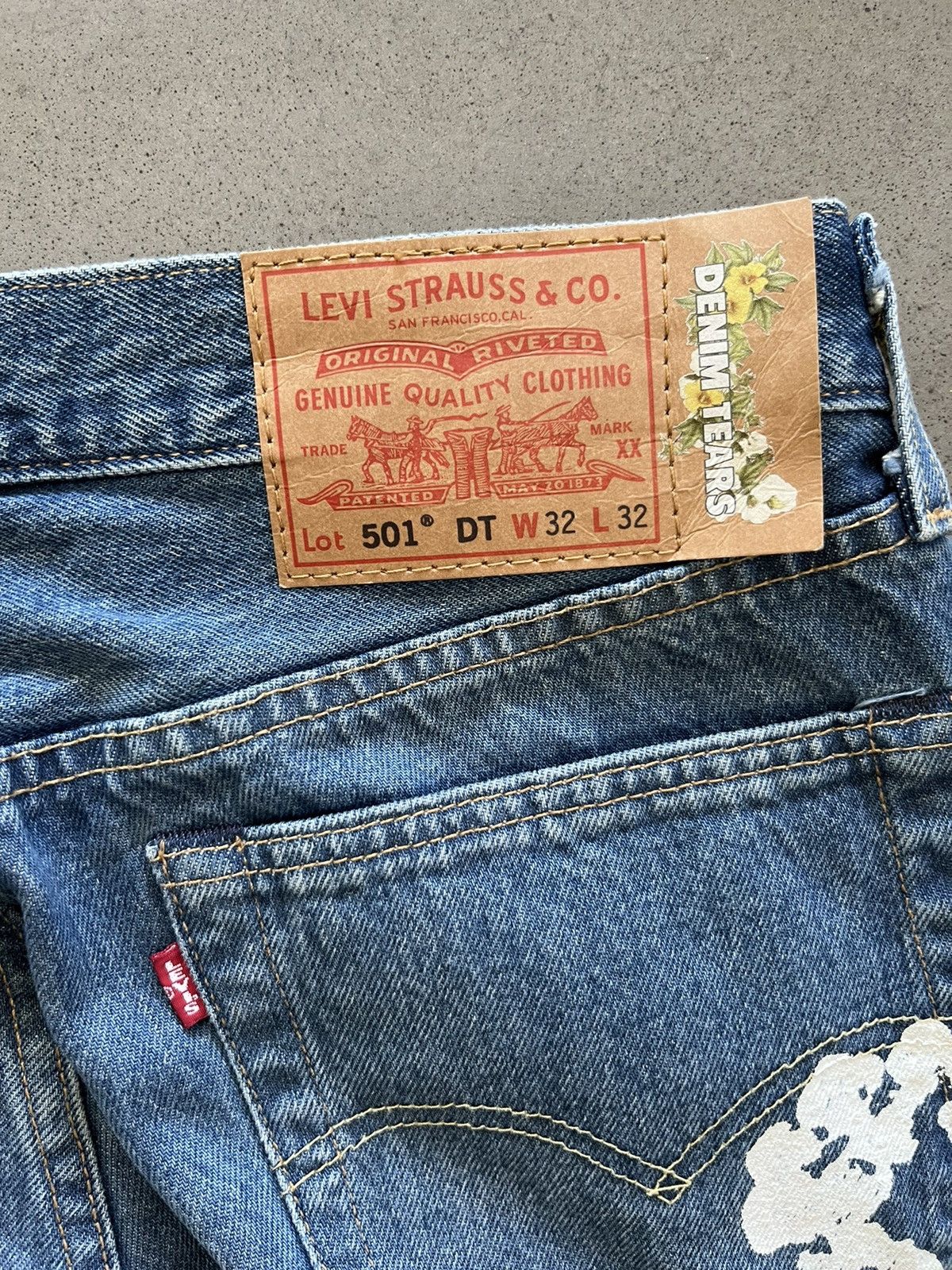 DENIM TEARS × Levi's OG denim tears levi’s 501 blue wash Size US 32 / EU 48 - 3 Thumbnail