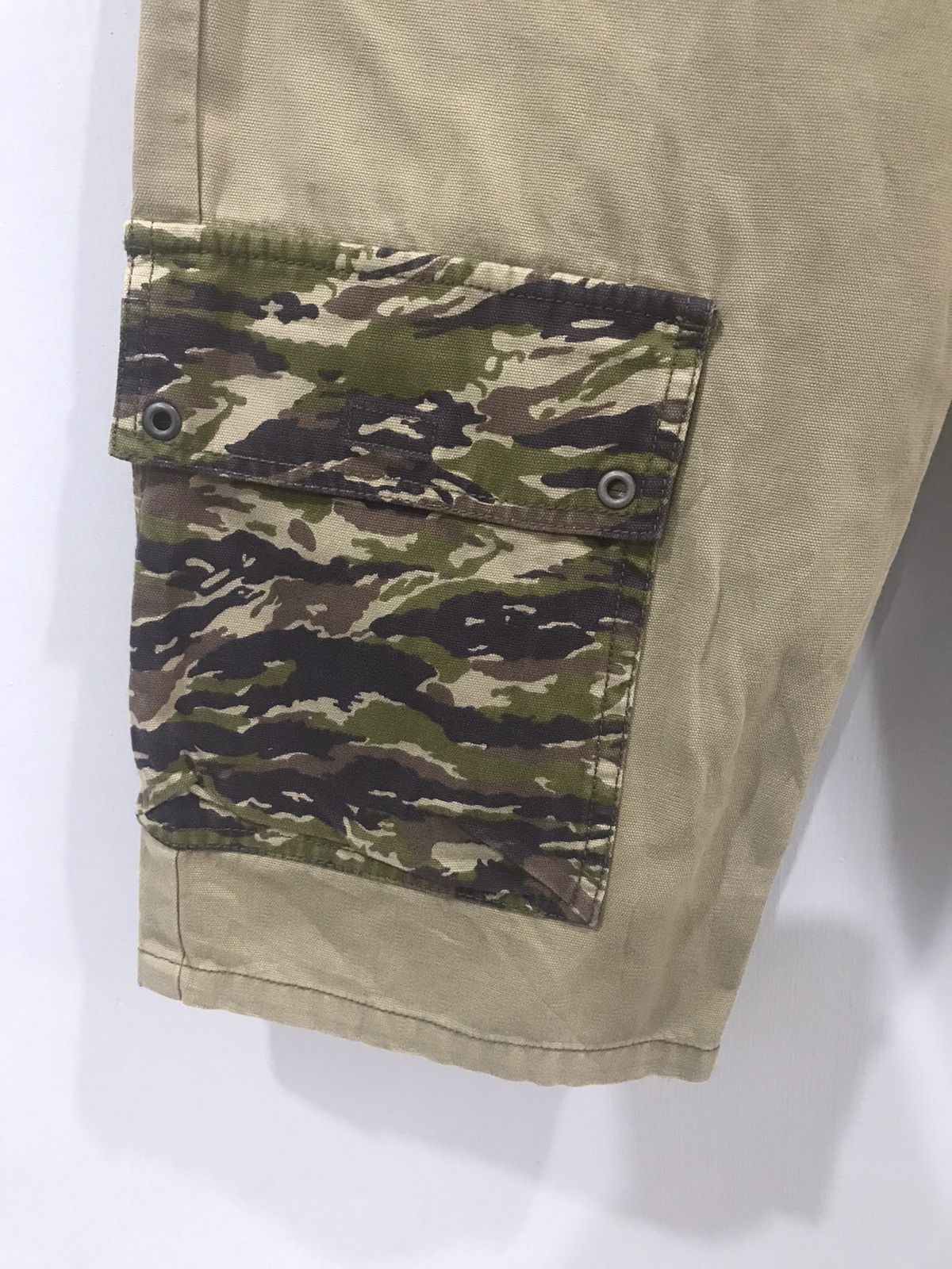 Japanese Brand WASK Japan Two Tones Tiger Short Pant Size US 26 / EU 42 - 5 Thumbnail