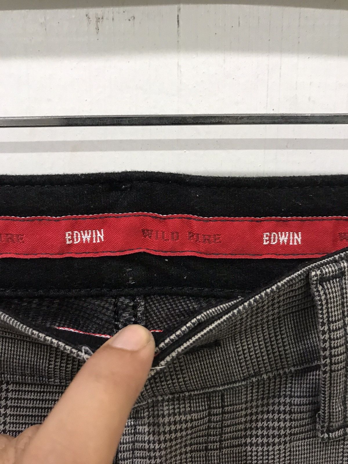 Edwin × Vintage Edwin Wild Fire Series Stretchable Plaid Skinny Japan Pant Size US 33 - 6 Thumbnail
