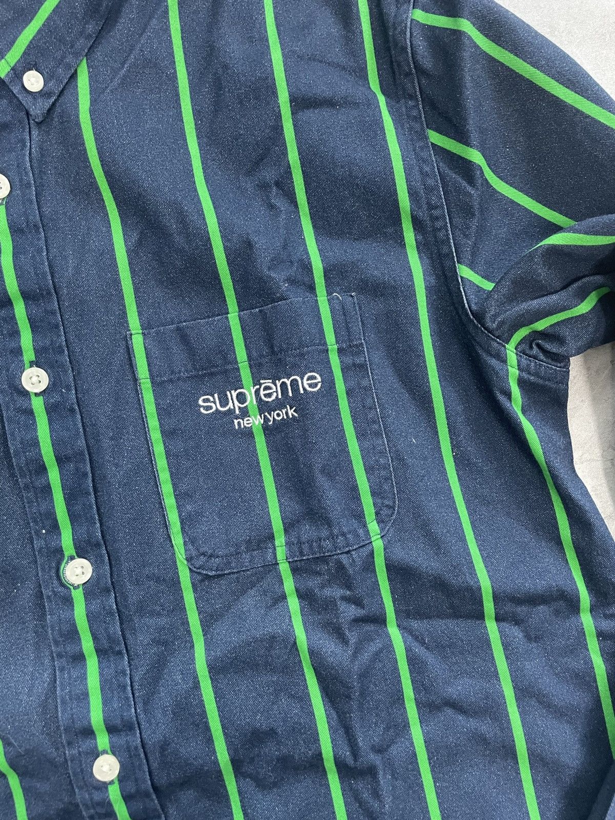 Supreme SUPREME Stripes shirt M Size US M / EU 48-50 / 2 - 2 Thumbnail