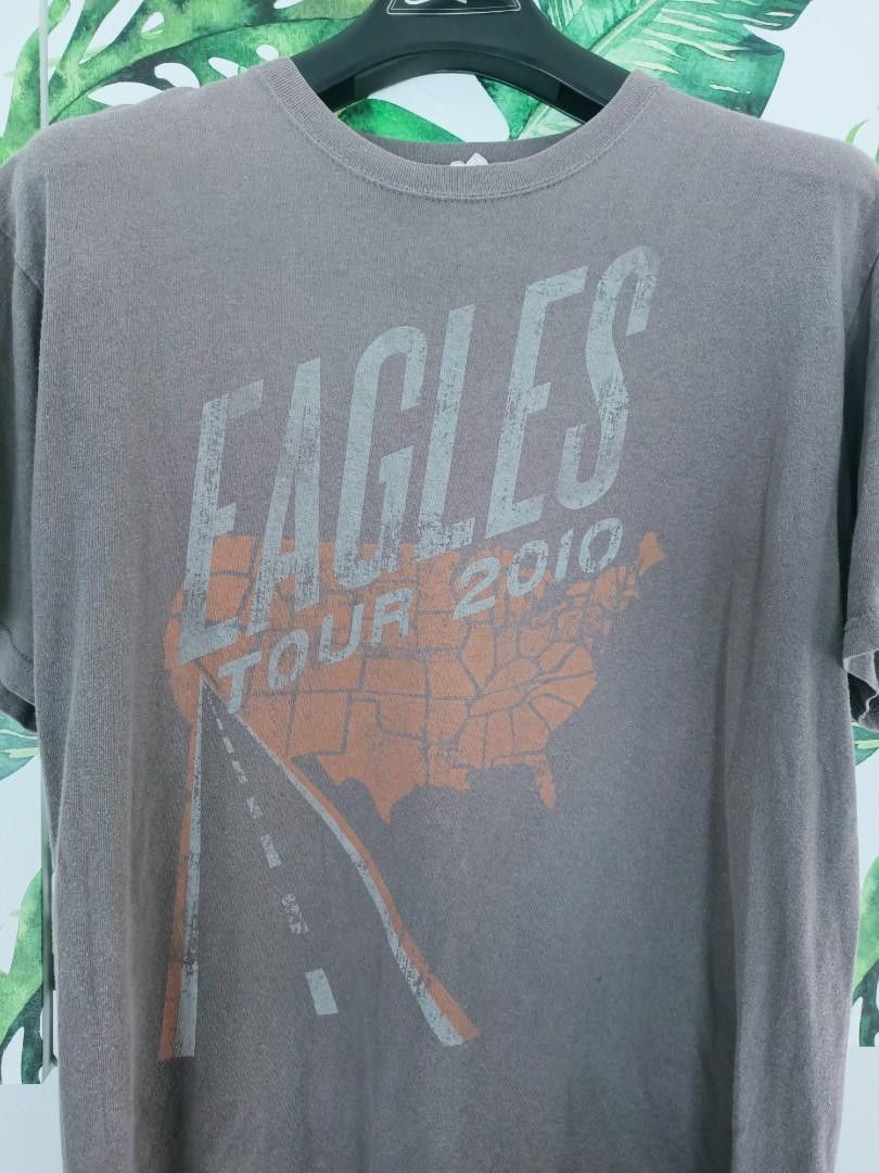 Band Tees Band Eagles Tour 2010 Anvil Blue Tag Shirt Size US L / EU 52-54 / 3 - 2 Thumbnail
