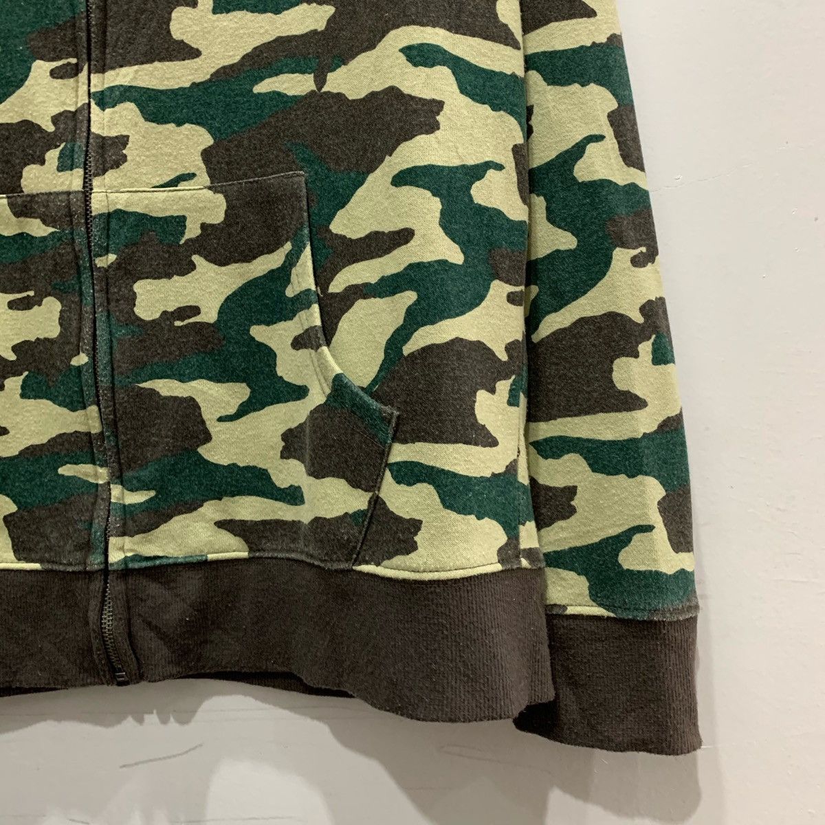 Japanese Brand × Vintage BROWNY CAMO Hoodie Size L Fit M Size US M / EU 48-50 / 2 - 3 Thumbnail
