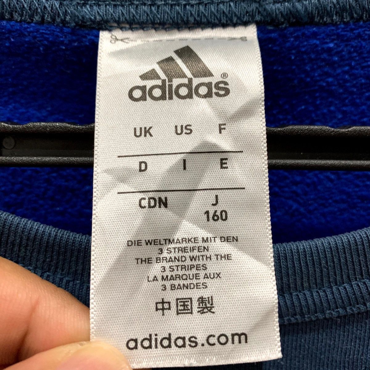 Adidas × Japanese Brand × Vintage ADIDAS Sweatshirts Fits M Size US M / EU 48-50 / 2 - 6 Thumbnail