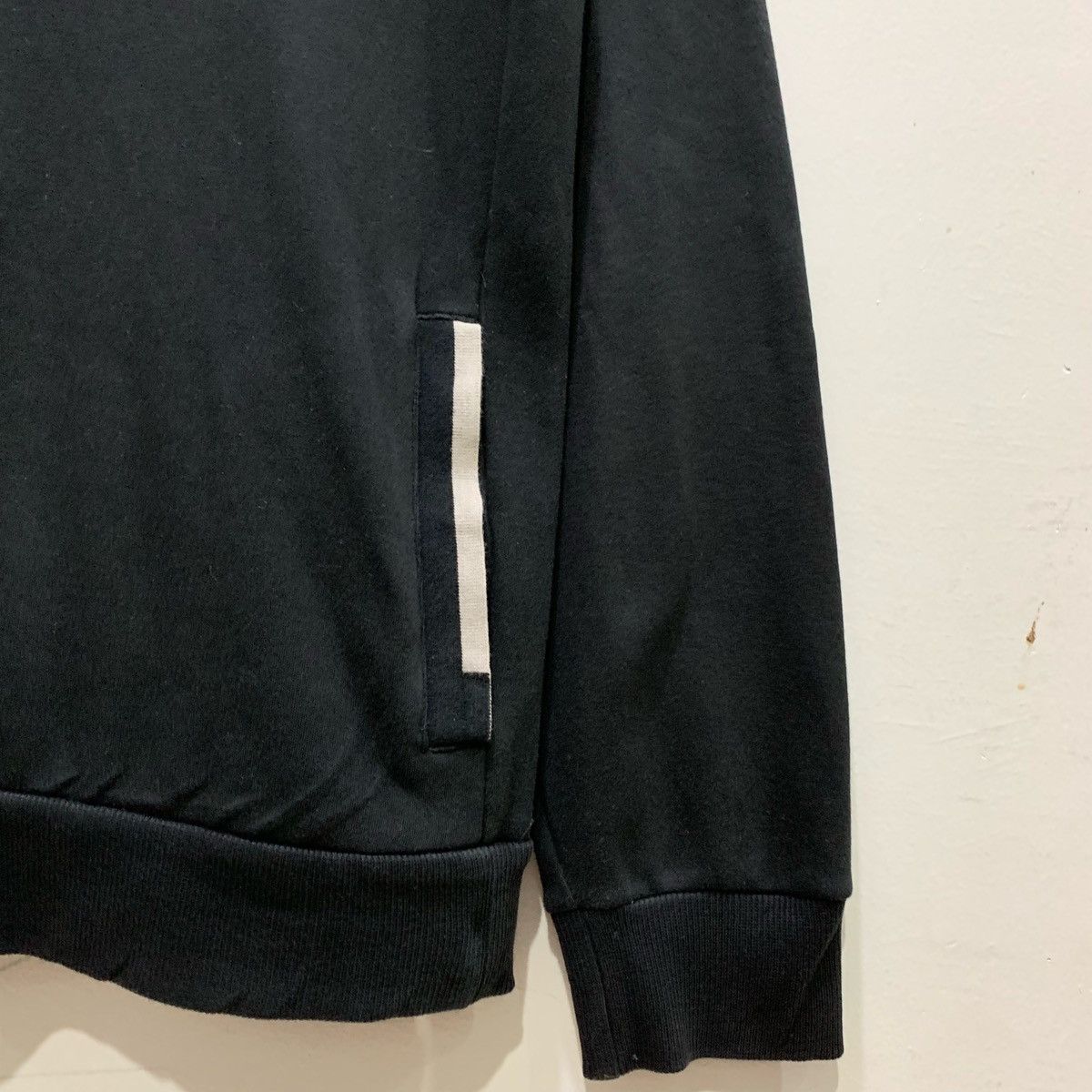 Armani Exchange × Japanese Brand × Vintage ARMANI EXCHANGE Sweatshirts Size M/M fits M Size US M / EU 48-50 / 2 - 5 Thumbnail