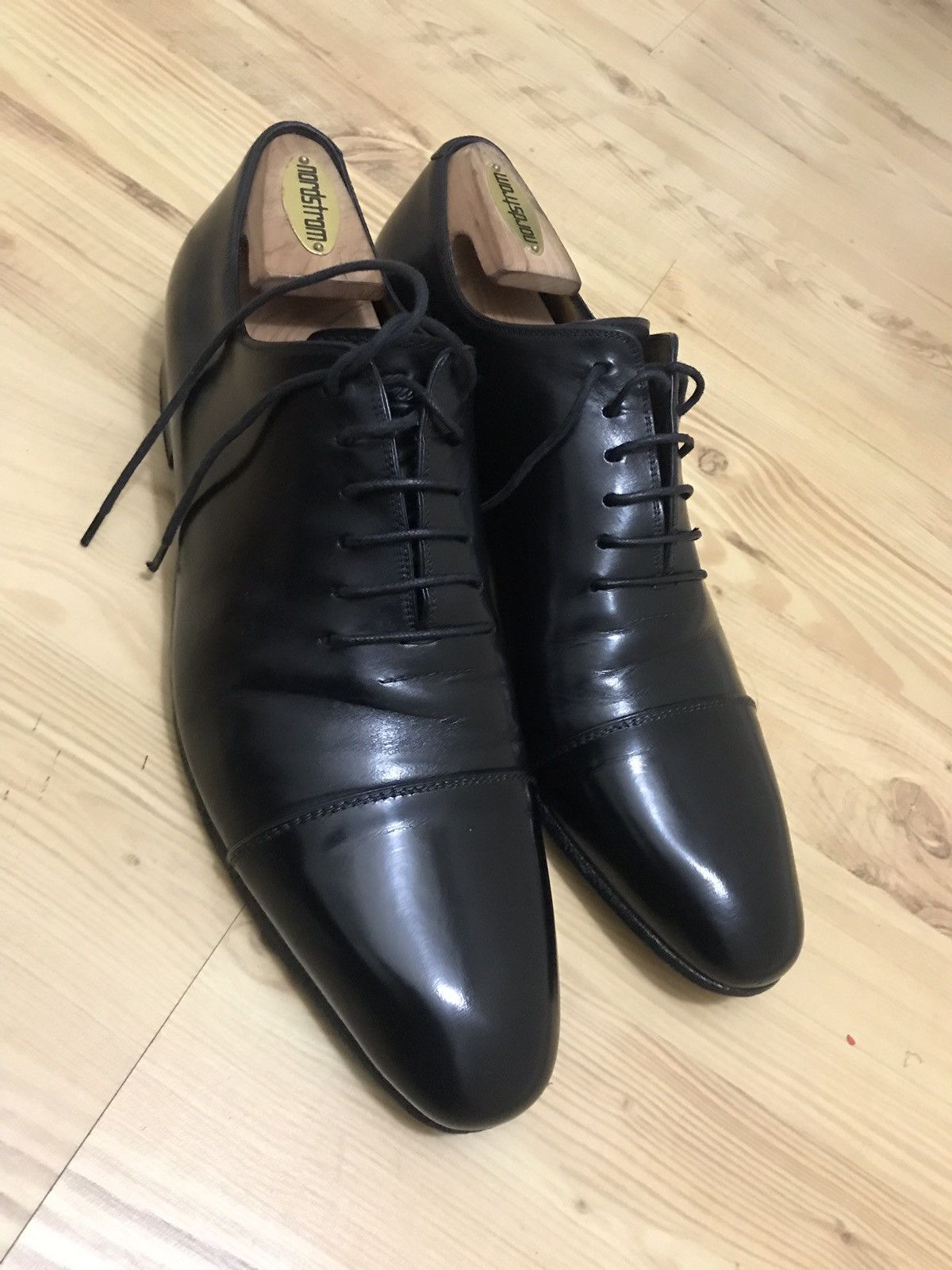 Gucci dress shoes - Main Image