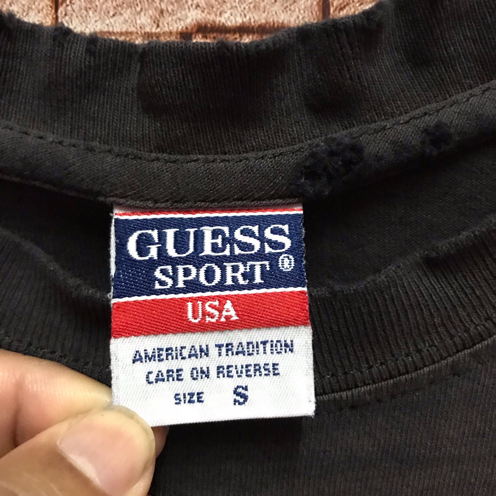 Guess GUESS SPORT Short Sleeve T-Shirt Big Logo Size S Size US S / EU 44-46 / 1 - 5 Thumbnail