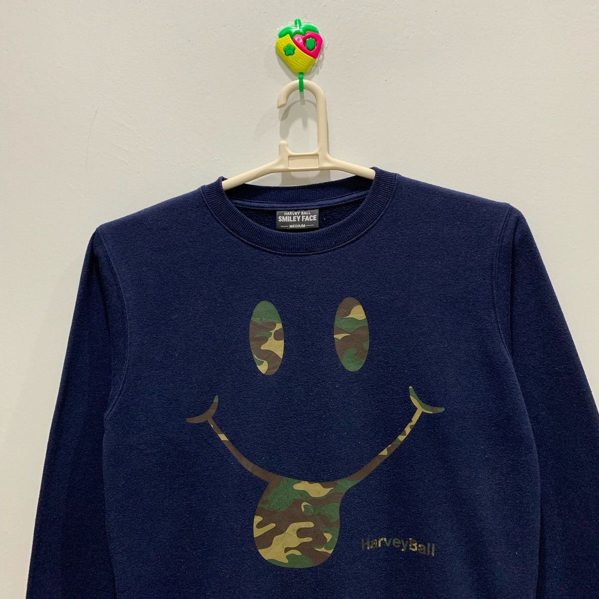 Japanese Brand × Vintage HARVEY BALL SMILEY FACE Sweatshirts Camo Design Size M Size US M / EU 48-50 / 2 - 2 Thumbnail