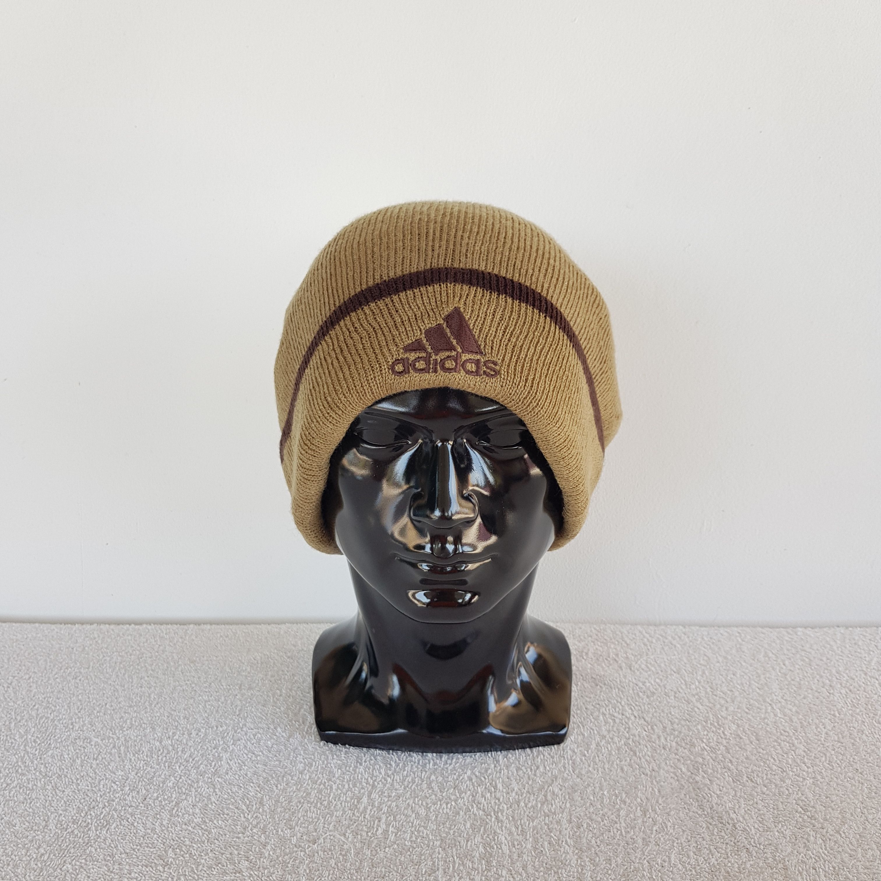 Vintage Vintage Adidas Hats Beanie Snow Cap - AC10394. Size ONE SIZE - 1 Thumbnail