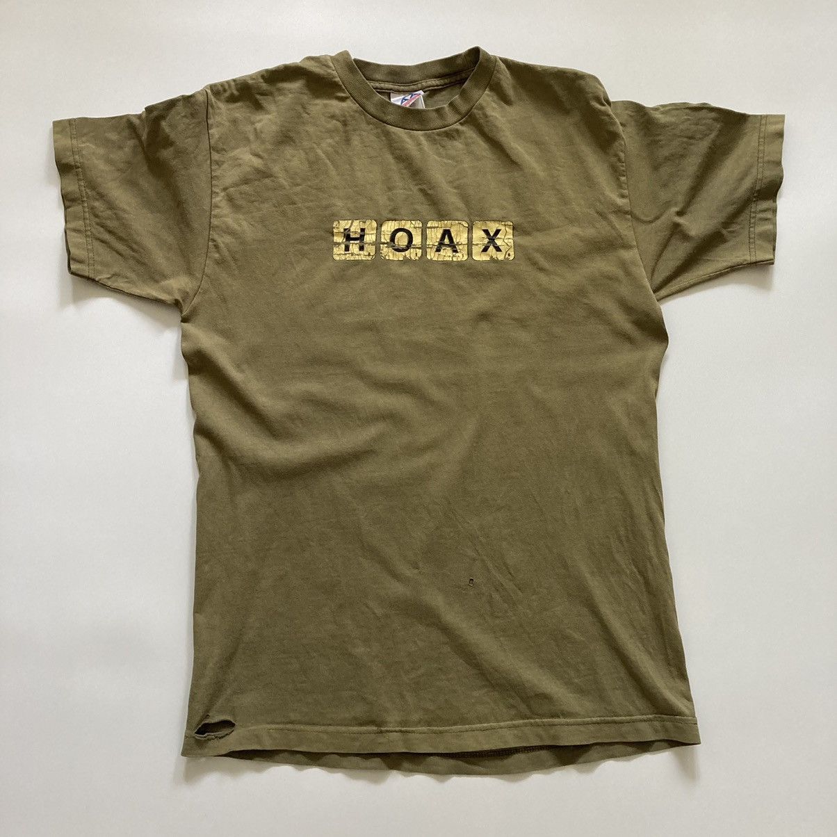 Vintage vintage hoax 1994 skateboard surfboard tee Size US M / EU 48-50 / 2 - 1 Thumbnail