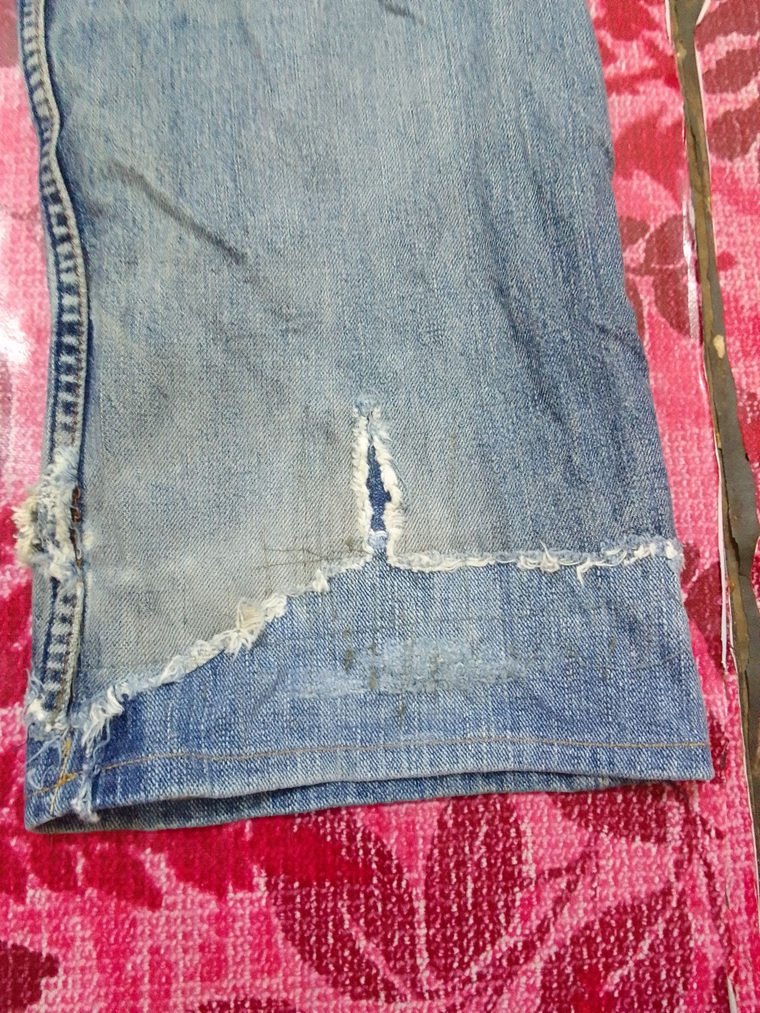 Levi's Ripped DISTRESSED LEVIS LOT 503 Button J09 SELVEDGE DENIM Size US 31 - 19 Thumbnail