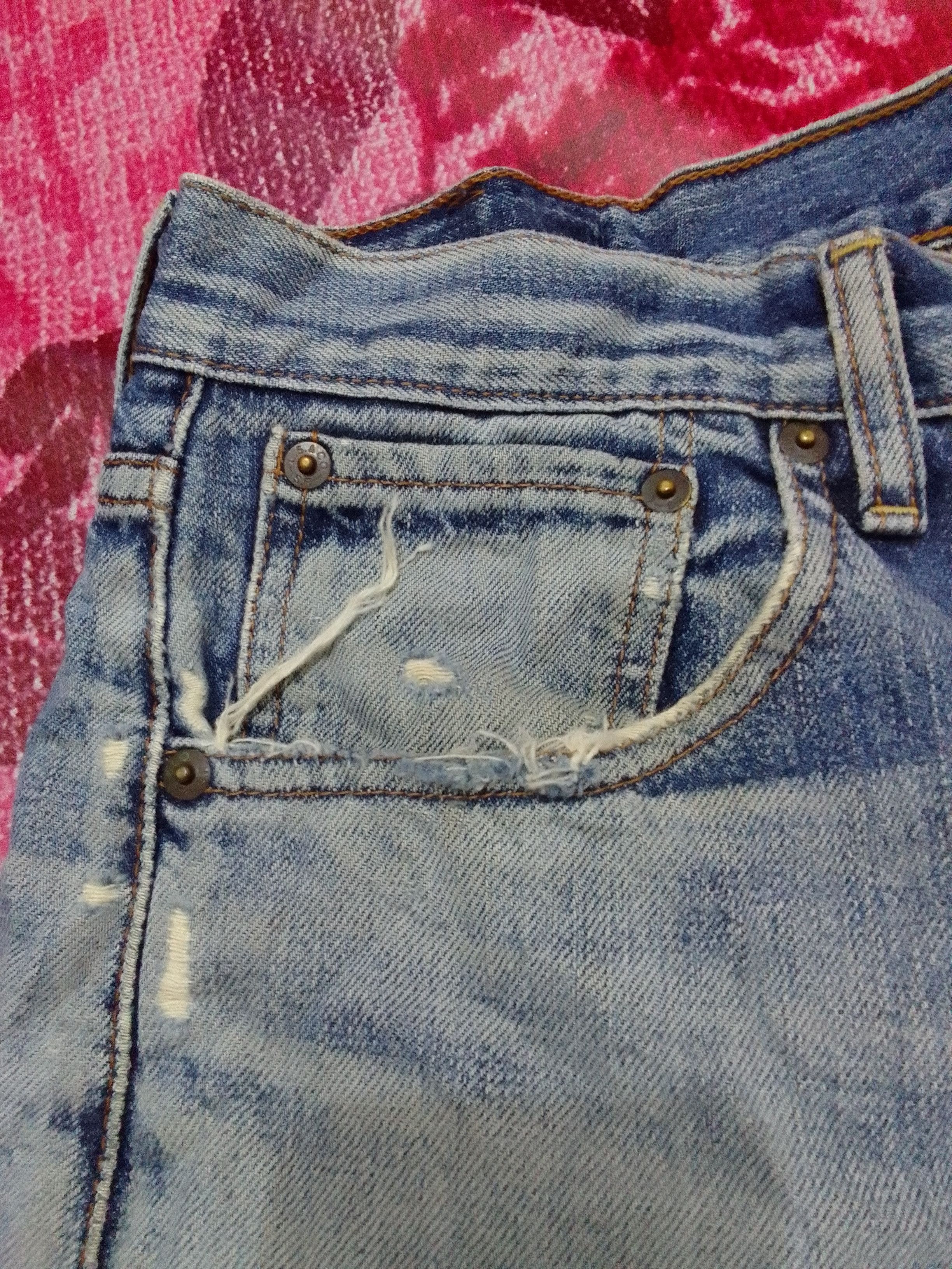 Levi's Ripped DISTRESSED LEVIS LOT 503 Button J09 SELVEDGE DENIM Size US 31 - 5 Thumbnail