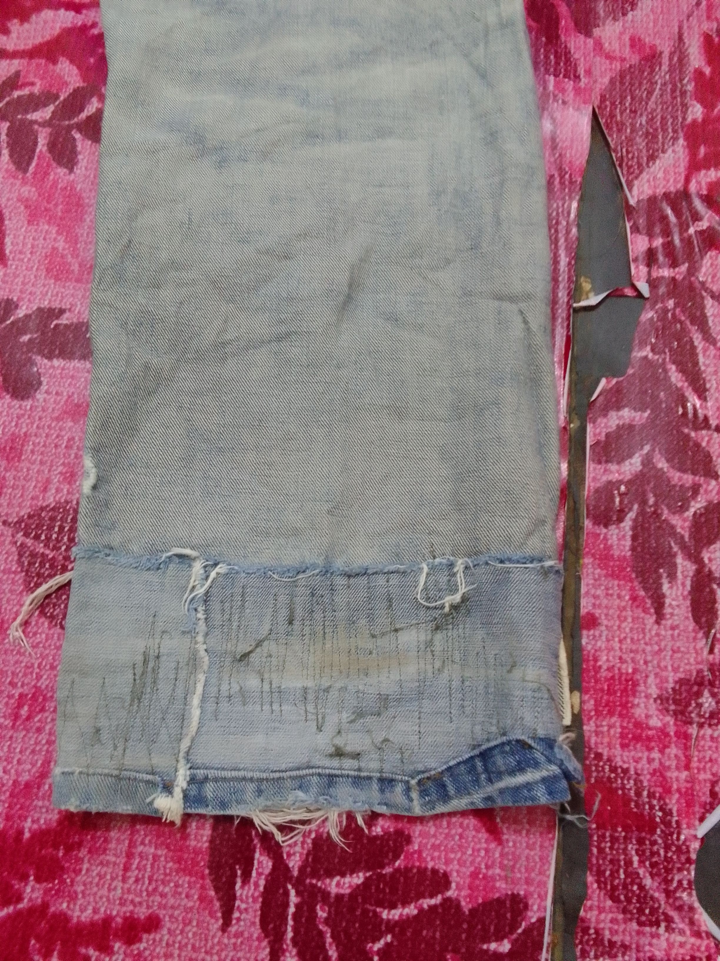 Levi's Ripped DISTRESSED LEVIS LOT 503 Button J09 SELVEDGE DENIM Size US 31 - 24 Thumbnail