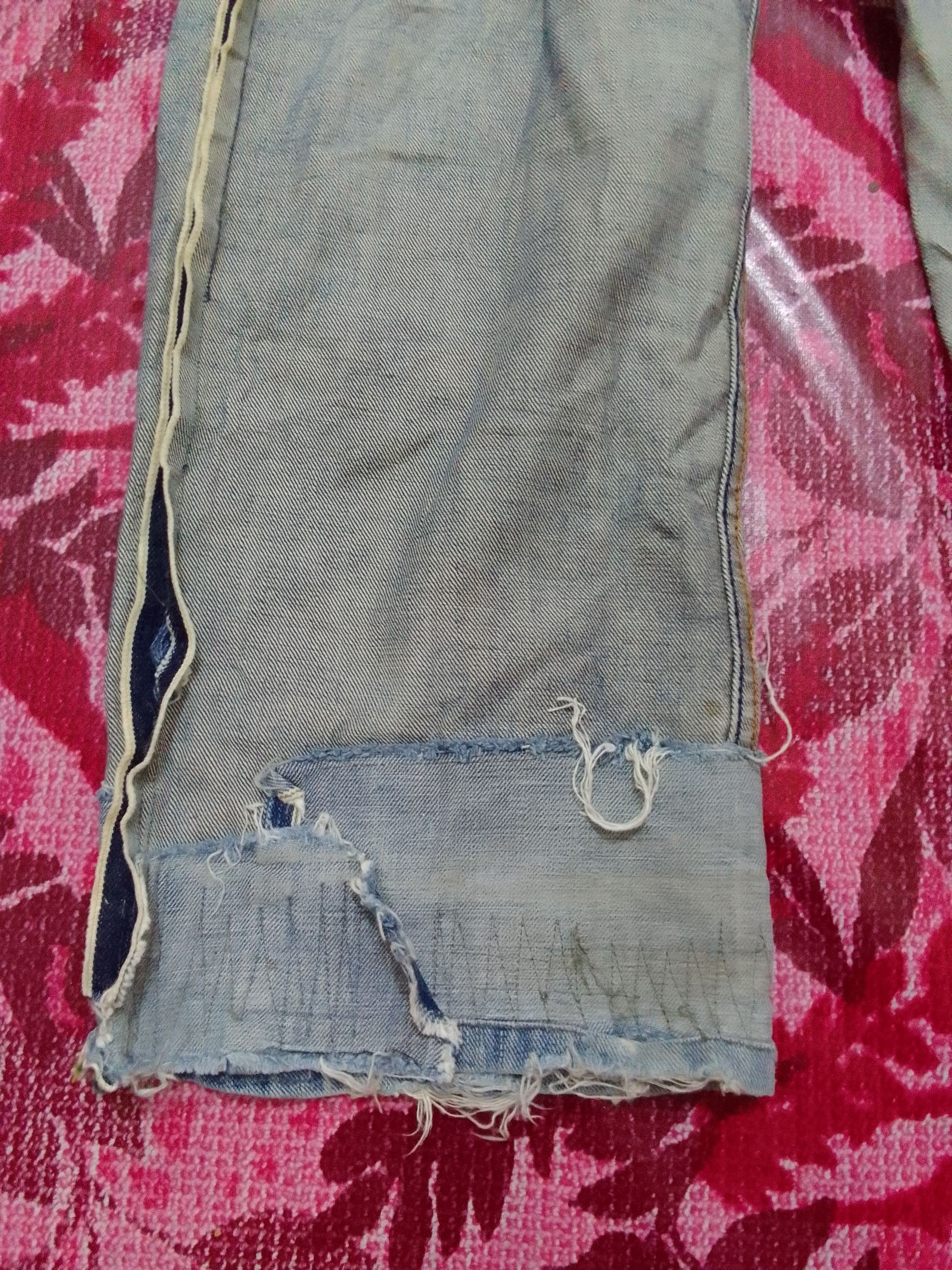Levi's Ripped DISTRESSED LEVIS LOT 503 Button J09 SELVEDGE DENIM Size US 31 - 21 Thumbnail