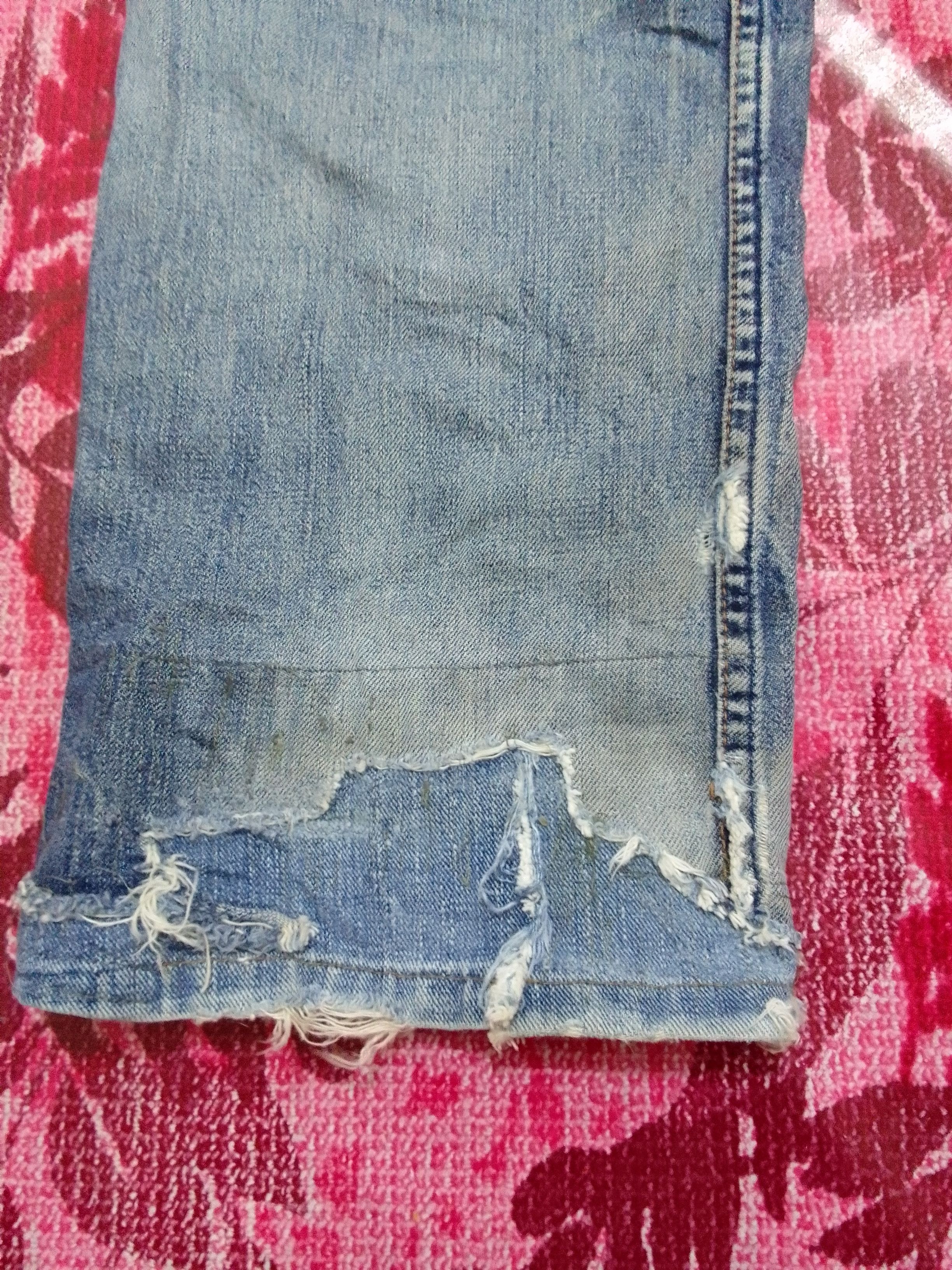 Levi's Ripped DISTRESSED LEVIS LOT 503 Button J09 SELVEDGE DENIM Size US 31 - 20 Thumbnail
