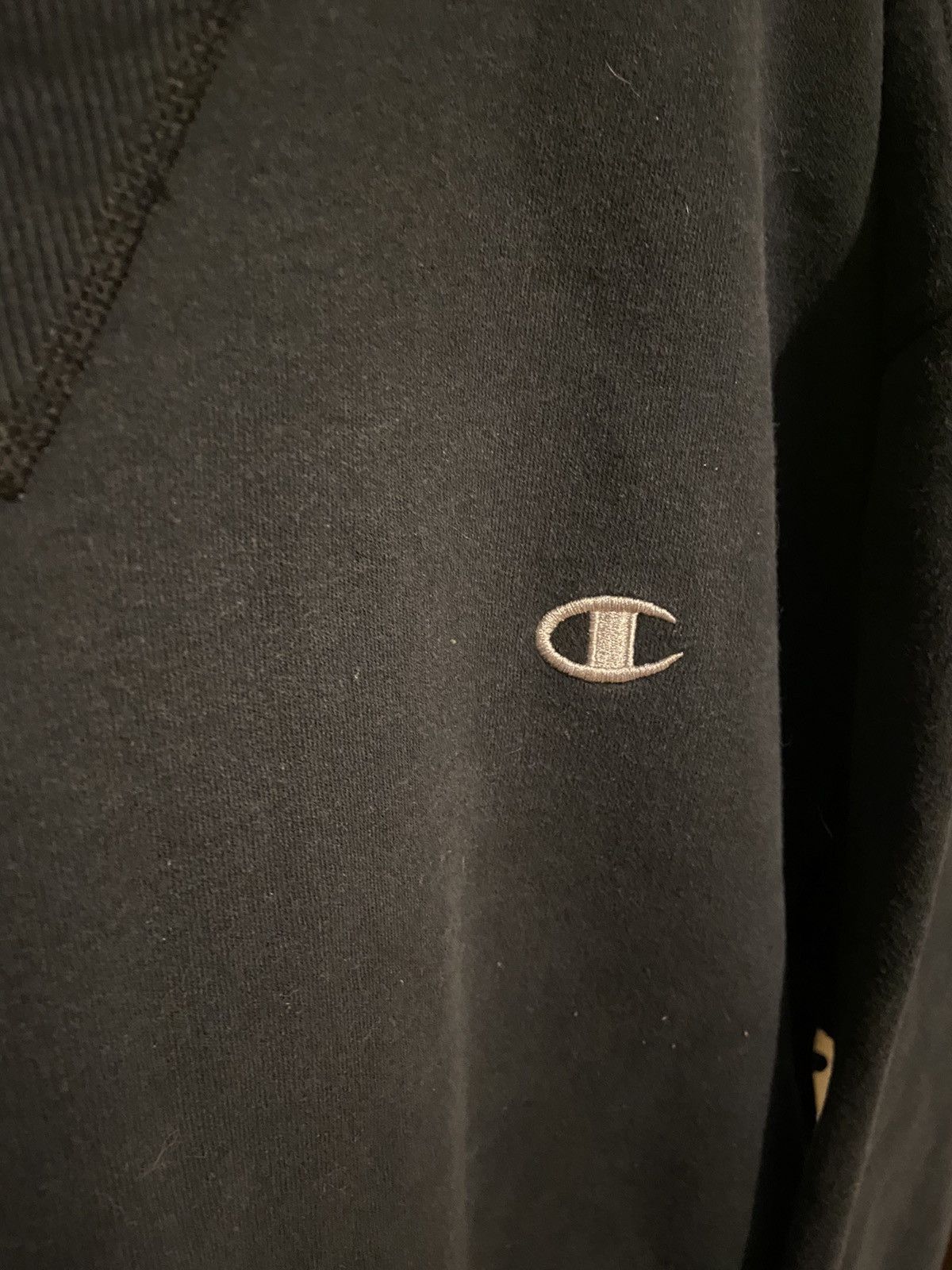 Champion Vintage Y2K Black Champion Crewneck Sweater Size US L / EU 52-54 / 3 - 4 Thumbnail