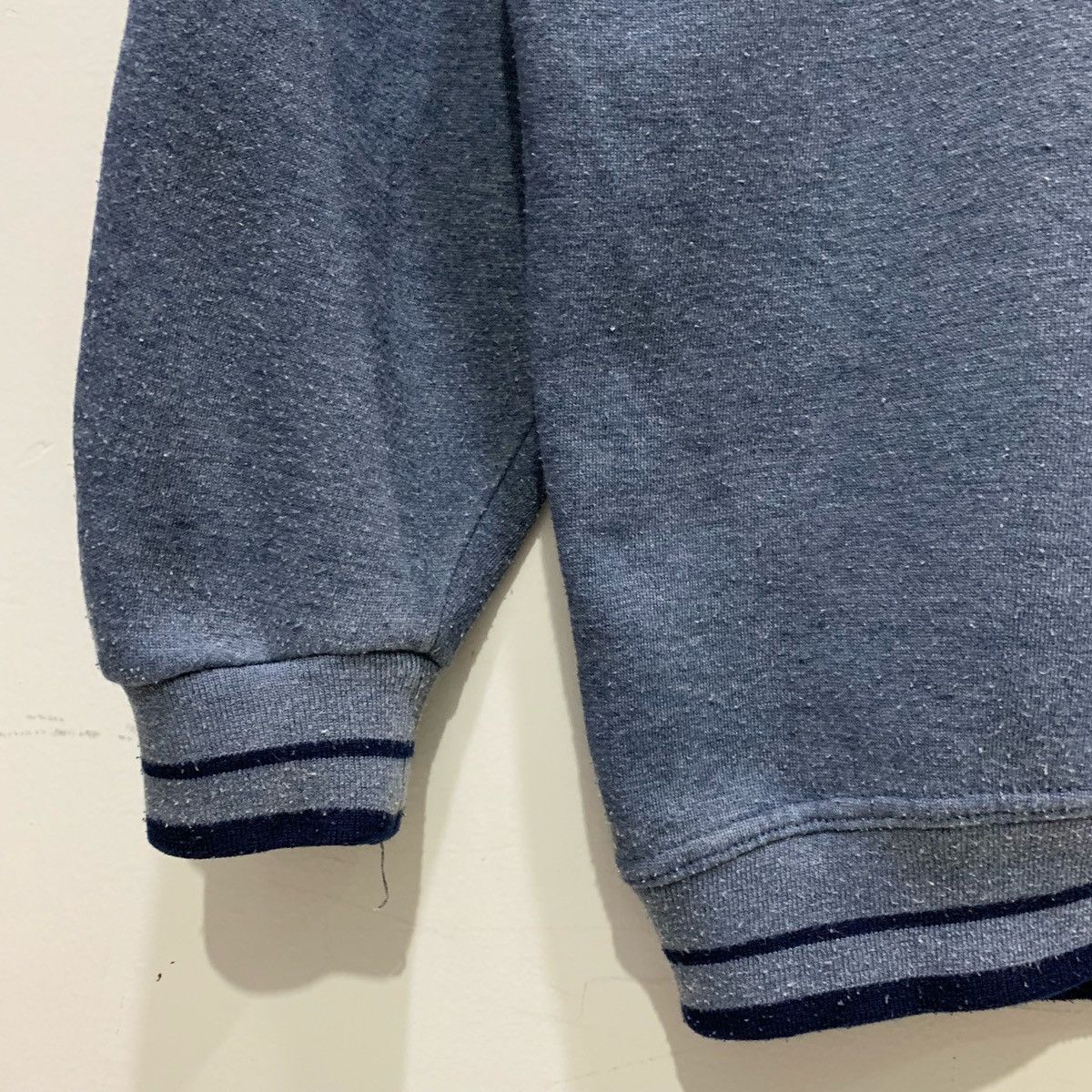 Japanese Brand × Vintage ANDRE VALENTINO PARIS Sweatshirts Size L Size US L / EU 52-54 / 3 - 5 Thumbnail