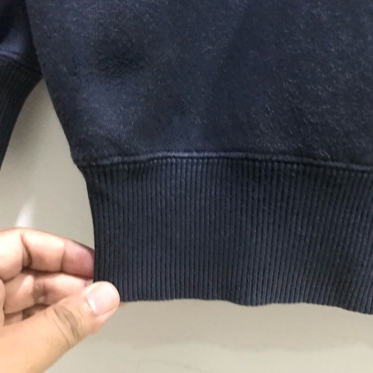 Champion × Vintage CHAMPION Sweatshirts Small logo Size M Fits L Size US L / EU 52-54 / 3 - 7 Thumbnail