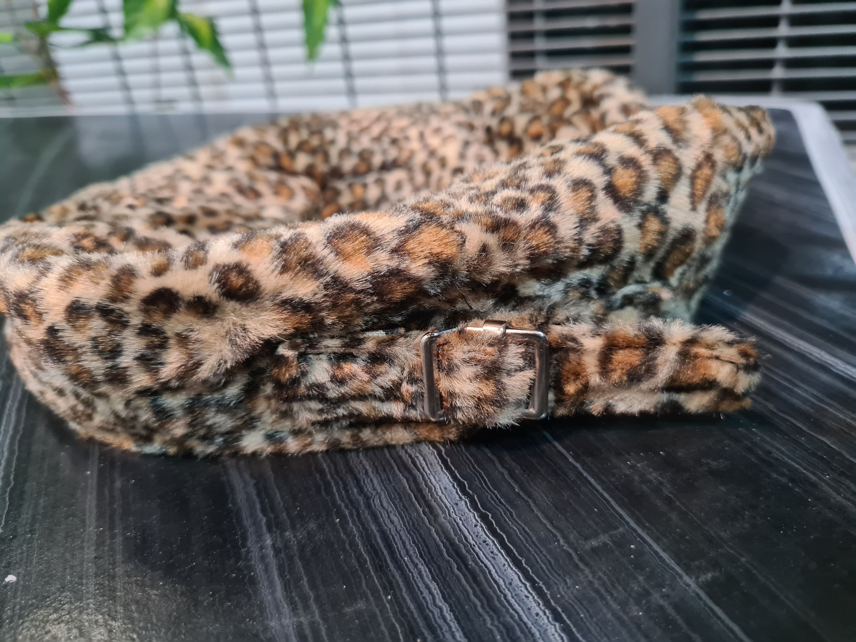 Japanese Brand Leopard print fur baretta by peppermint harajuku Size ONE SIZE - 2 Thumbnail