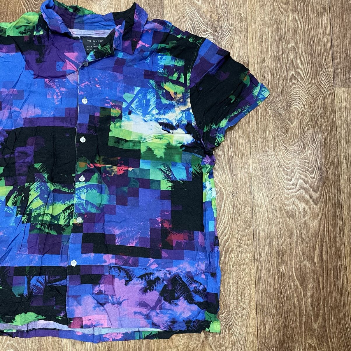 Vintage Vintage 90s All Over Print Rave Shirt Y2K Streetwear Slim XL Size US XL / EU 56 / 4 - 3 Thumbnail