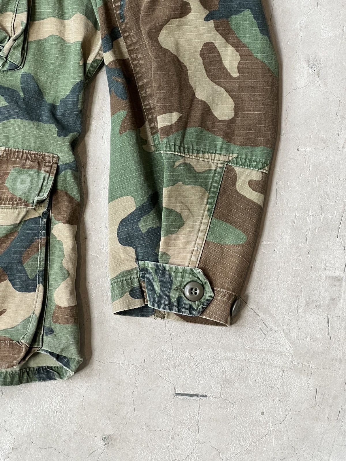 Vintage Vintage Vietnam Era 60’s-70’s M65 Jacket w/ Patches Size US M / EU 48-50 / 2 - 5 Thumbnail