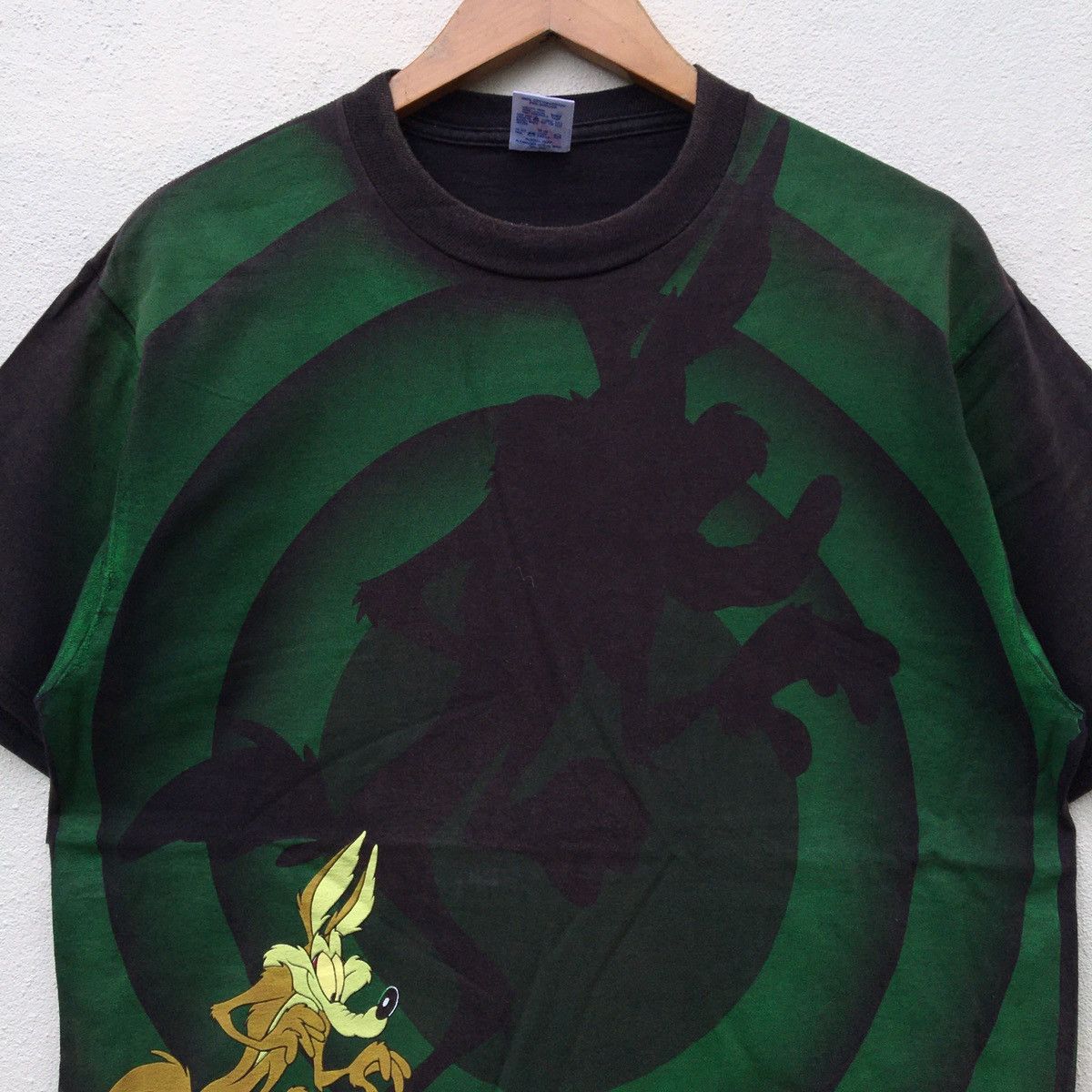 Cartoon Network Vintage WILE E COYOTE BULL EYES FULLPRINT DESIGN T-Shirt Size US L / EU 52-54 / 3 - 2 Thumbnail