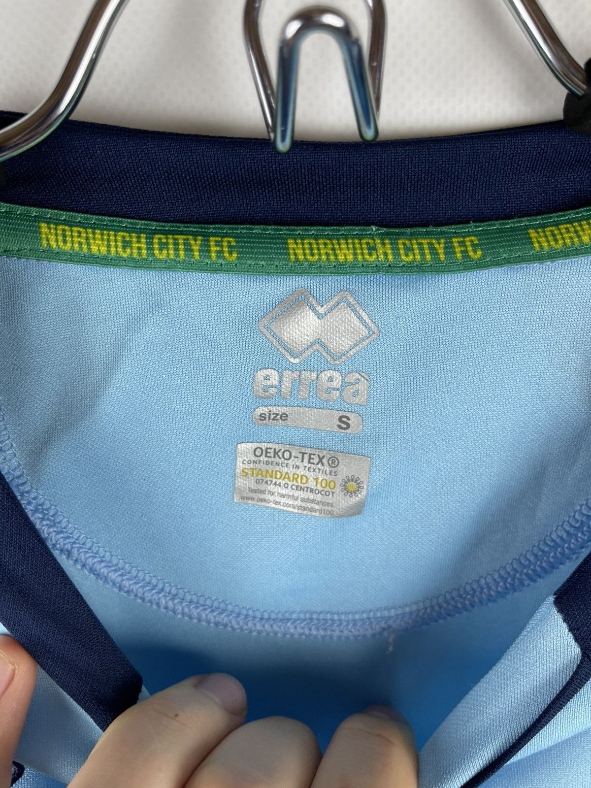 Other Errea Norwich City 2019 2020 goalkeeper soccer jersey shirt Size US S / EU 44-46 / 1 - 7 Thumbnail