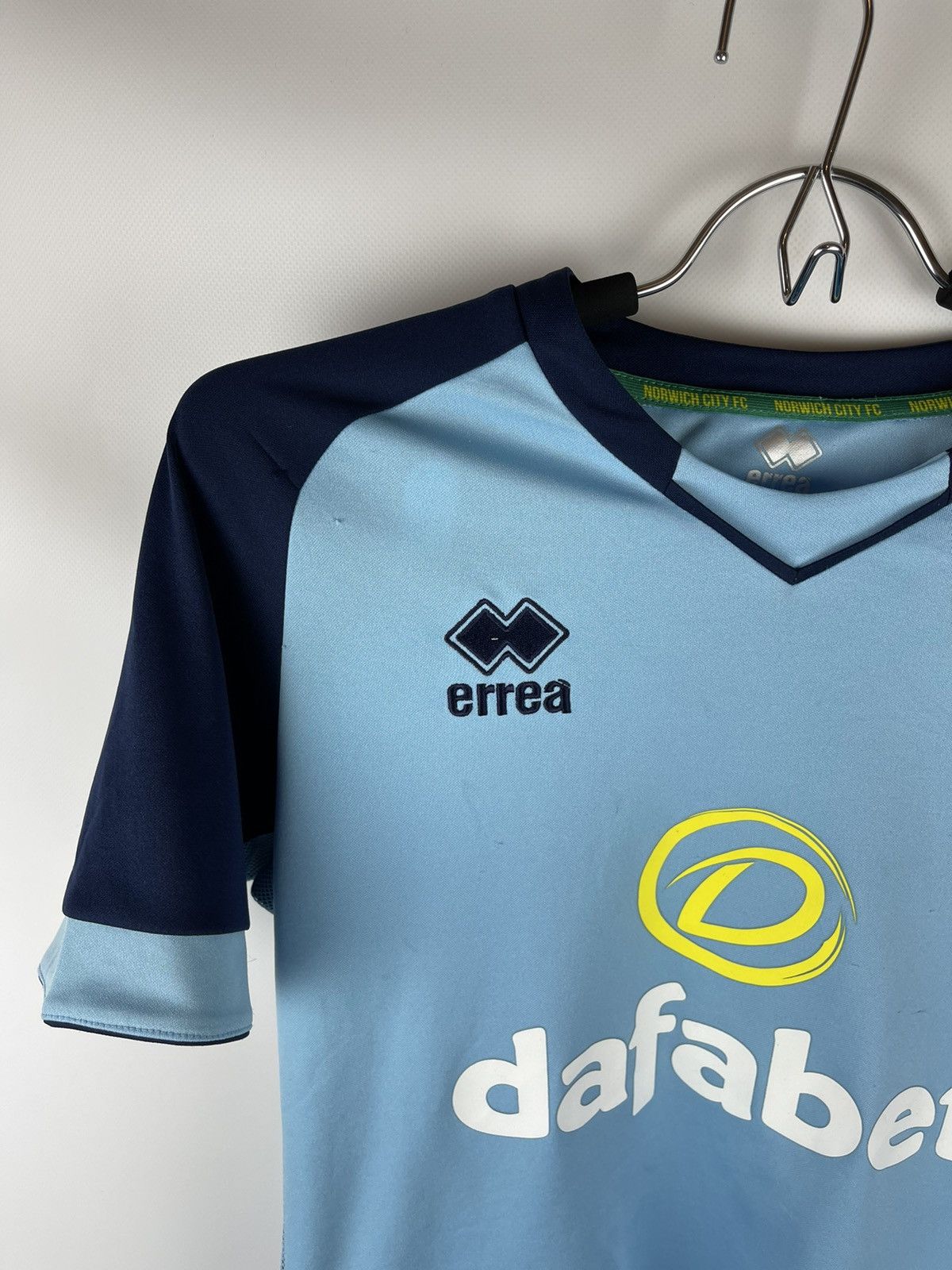 Other Errea Norwich City 2019 2020 goalkeeper soccer jersey shirt Size US S / EU 44-46 / 1 - 5 Thumbnail