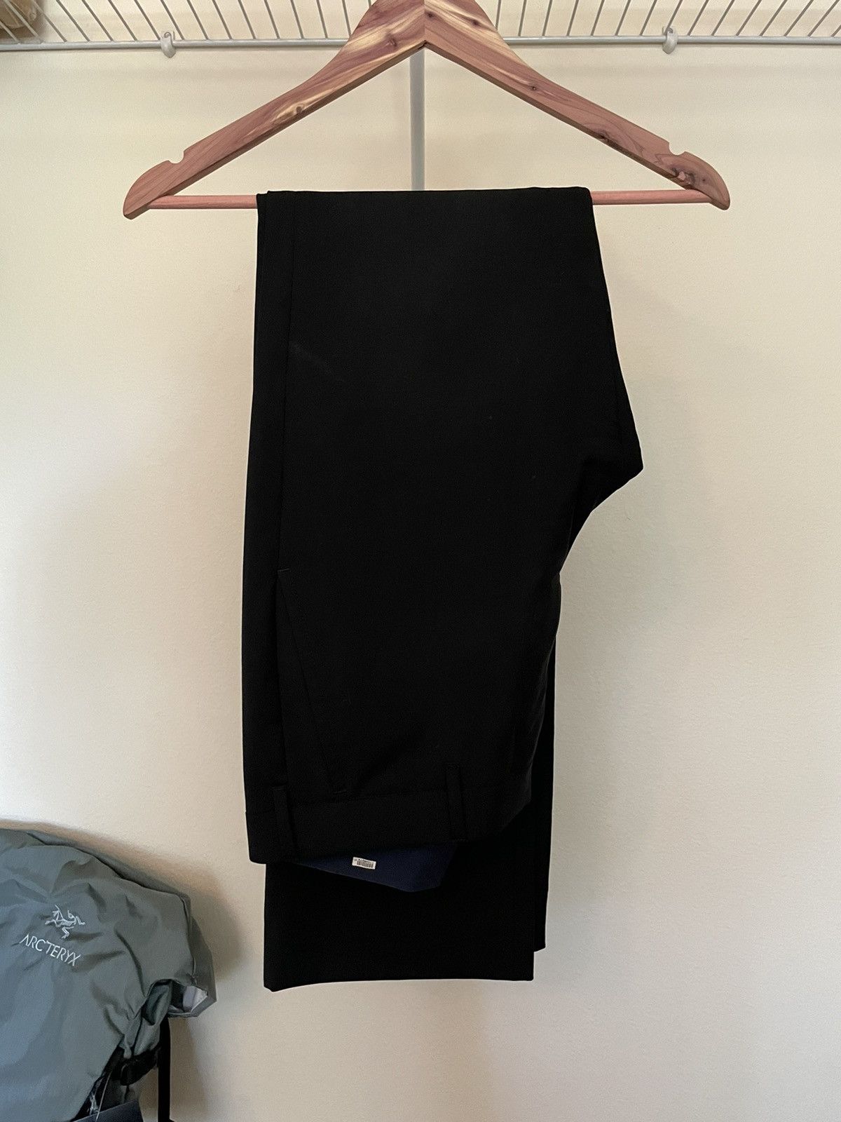 Bonobos Black wool dress trousers Size 34R - 1 Thumbnail