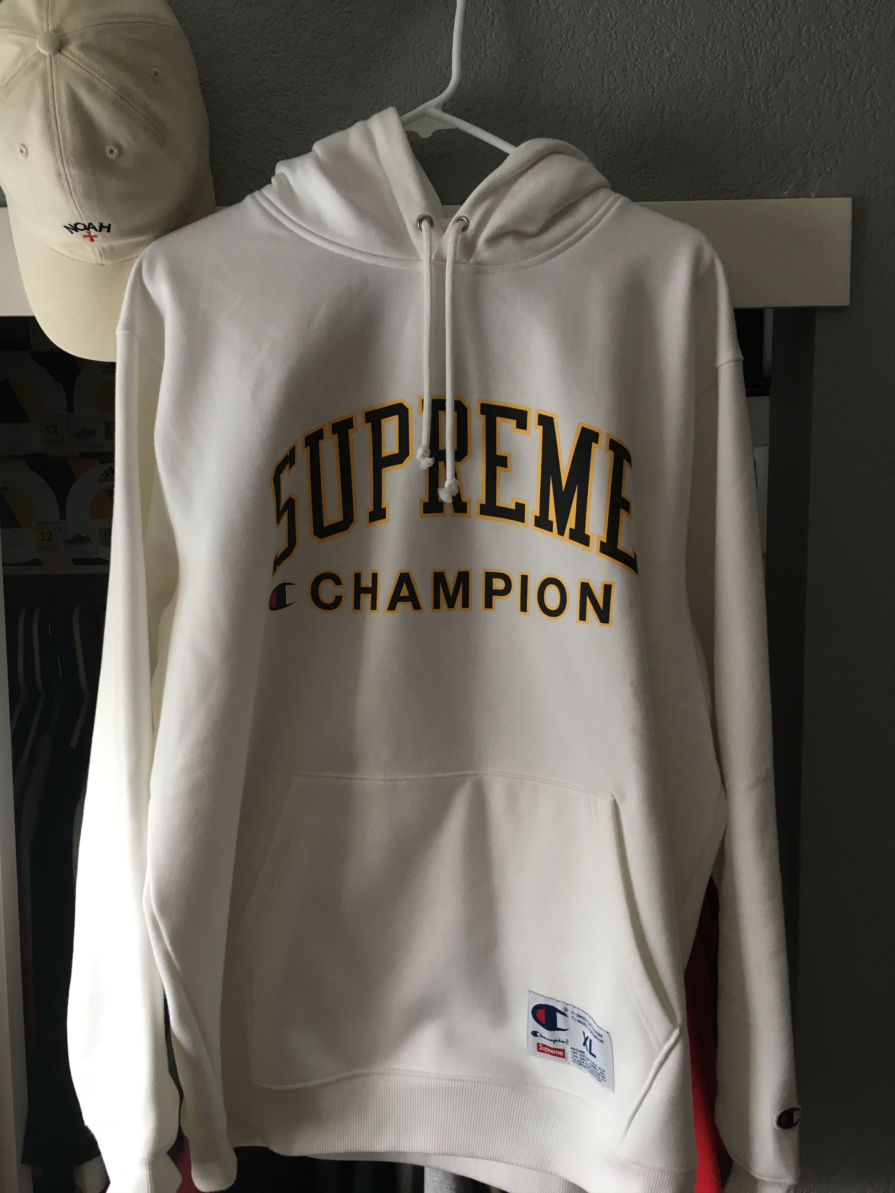 Supreme Supreme x Champion Hoodie White Size US XL / EU 56 / 4 - 1 Preview