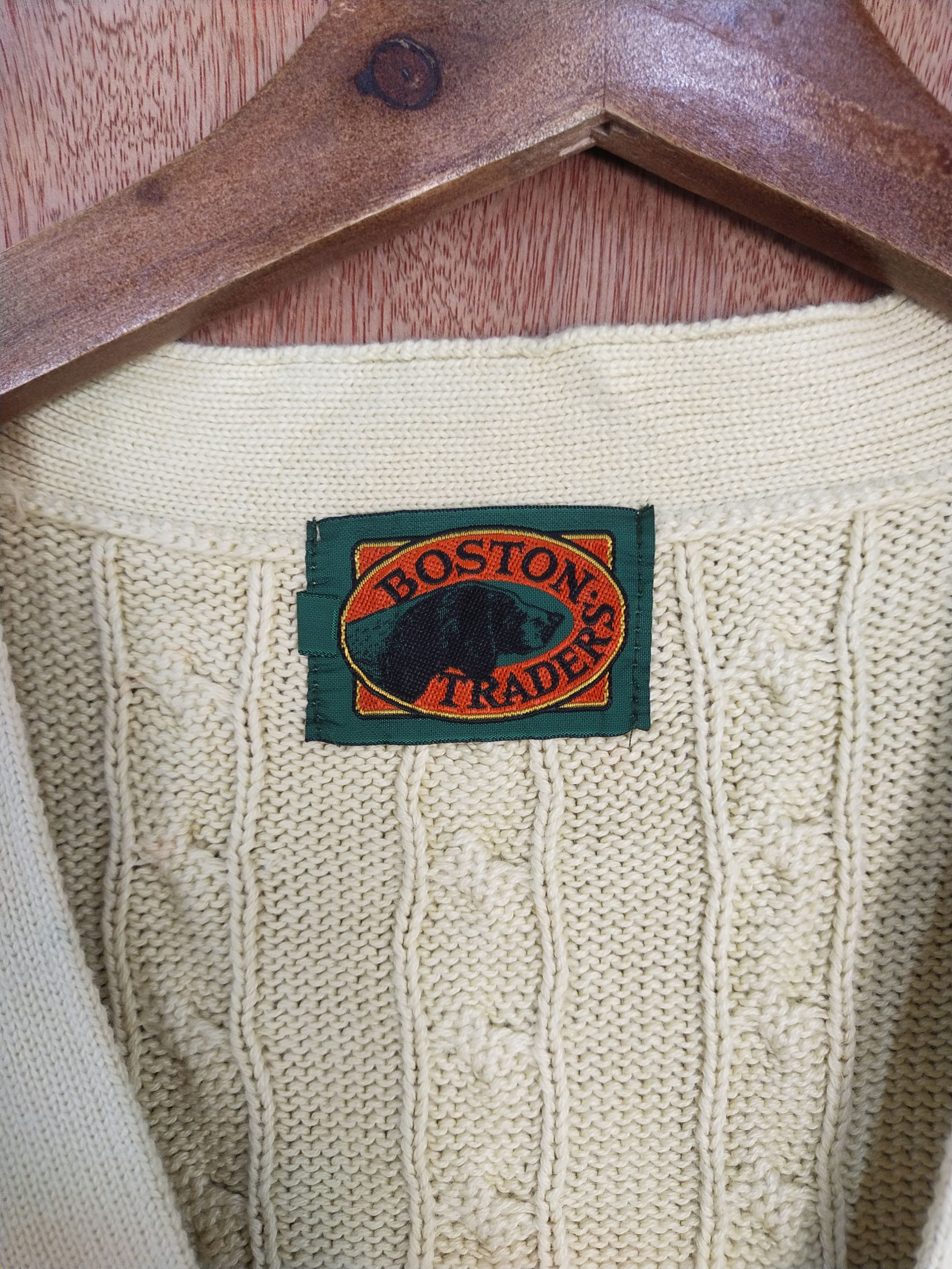 Boston Traders Boston Traders cream sleeveless cable knitwear vest #H295 Size US M / EU 48-50 / 2 - 3 Thumbnail