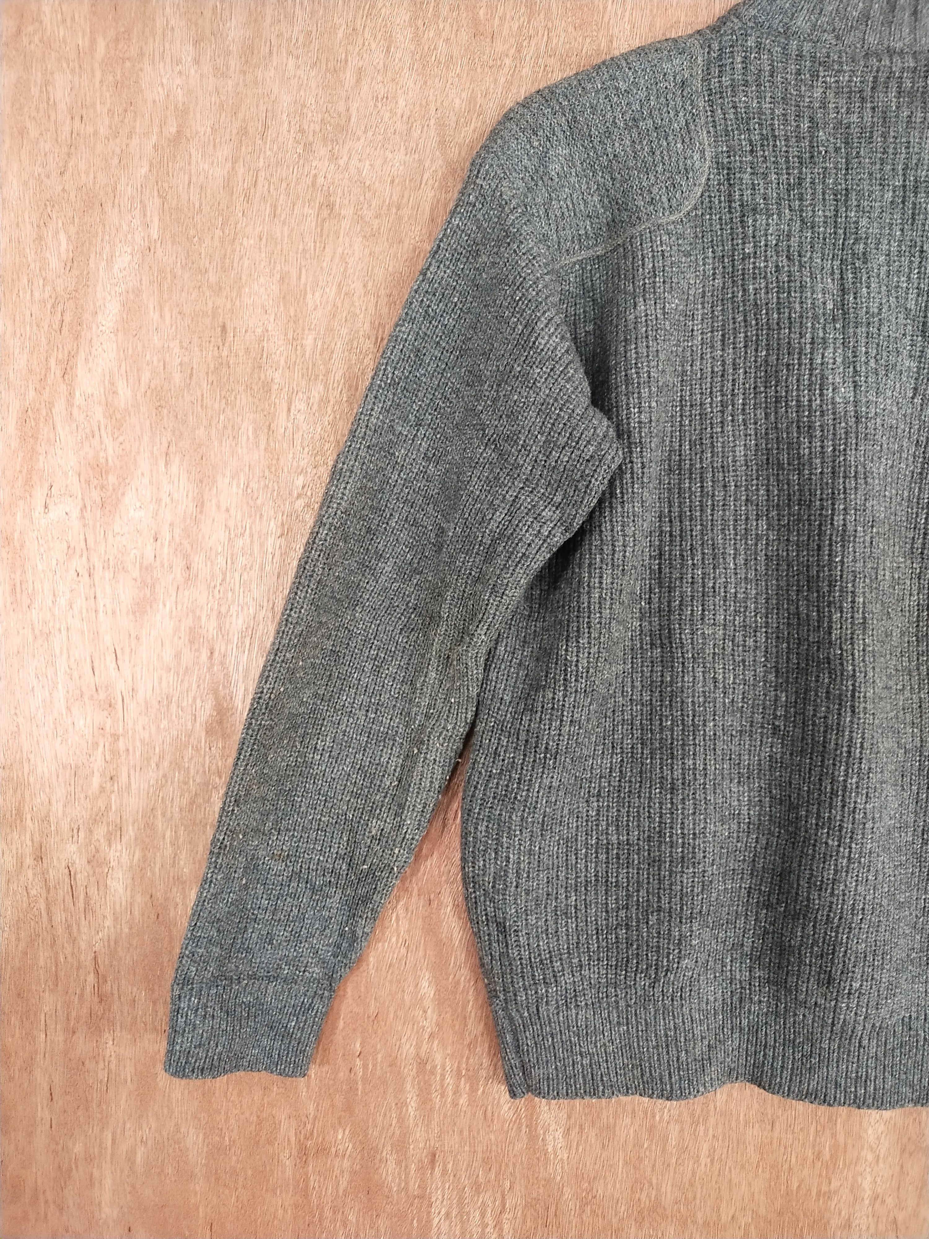 Japanese Brand Japan Gray knitwear cardigan #H294 Size US M / EU 48-50 / 2 - 9 Thumbnail