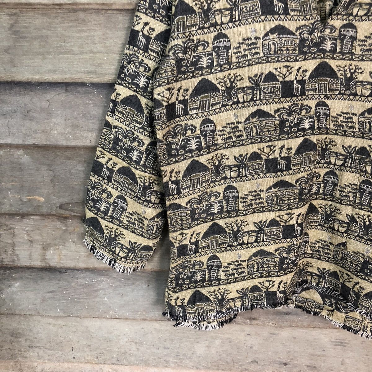 Vintage Japanese Brand art Brown knitwear #H258 Size US M / EU 48-50 / 2 - 4 Thumbnail