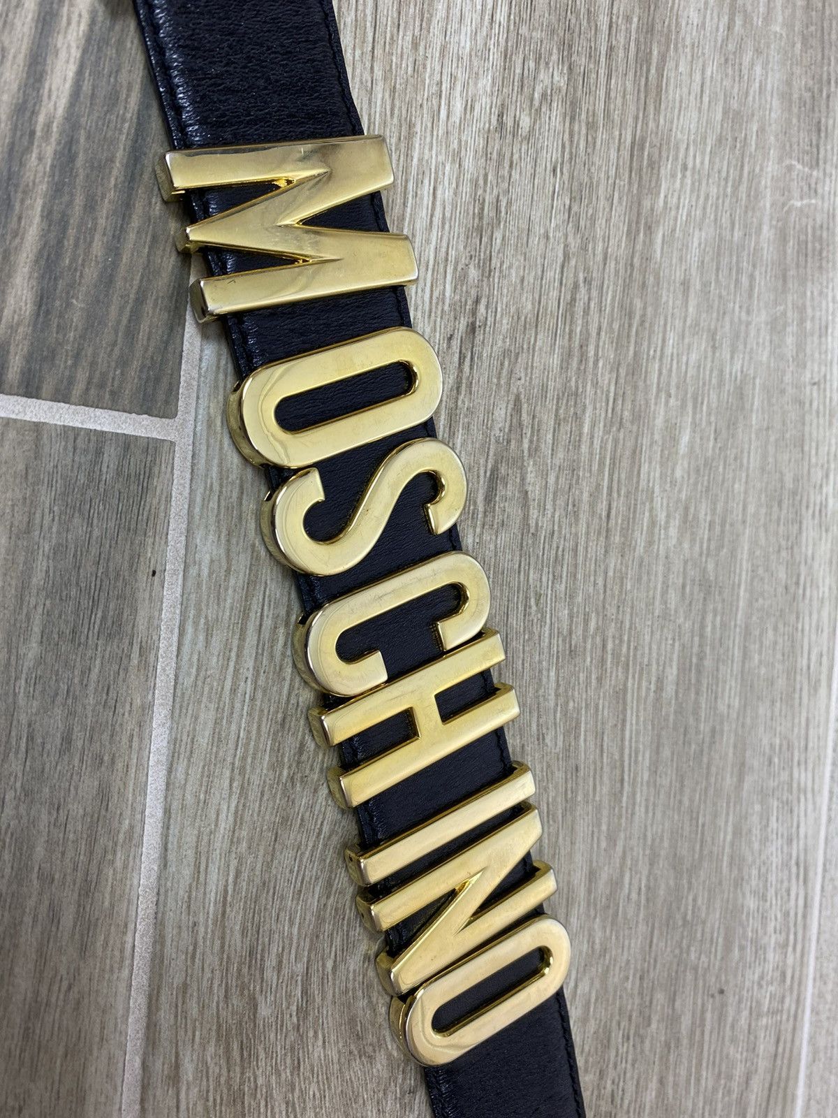 Moschino MOSCHINO leather belt Rare Gold Logo Jacket Redwall Vintage Size ONE SIZE - 3 Thumbnail