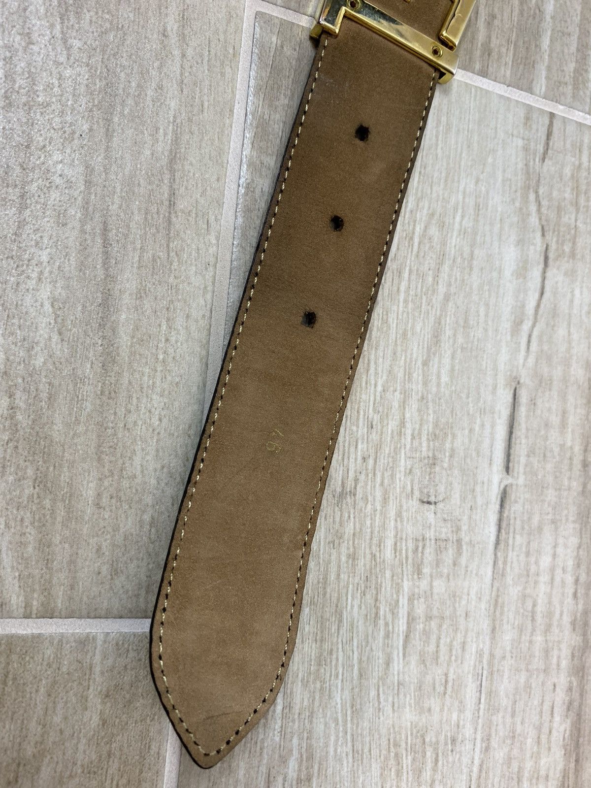 Moschino MOSCHINO leather belt Rare Gold Logo Jacket Redwall Vintage Size ONE SIZE - 9 Thumbnail