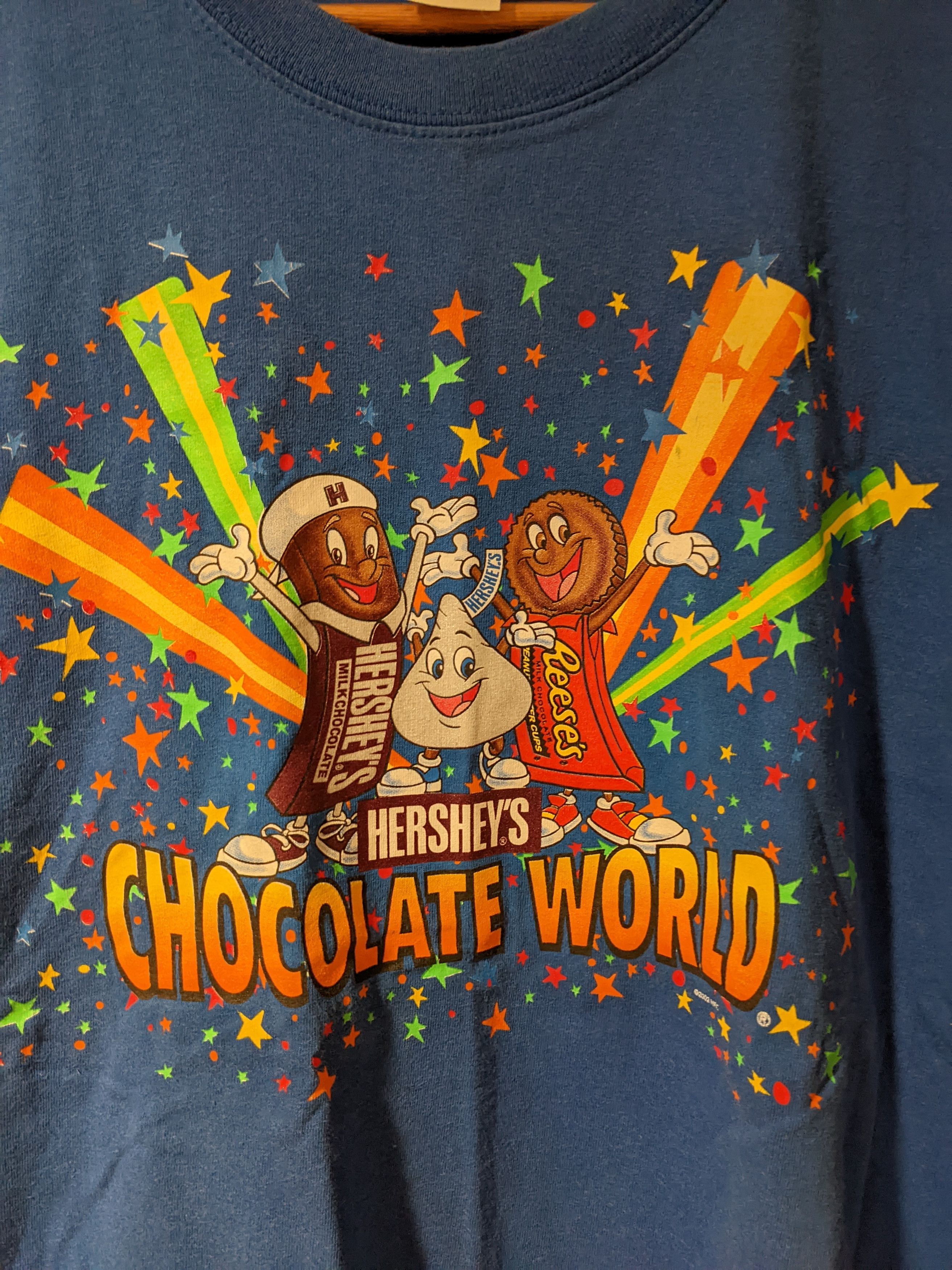 Gildan VINTAGE Hersheys Chocolate World Shirt Reeses Kiss Character Size US L / EU 52-54 / 3 - 2 Thumbnail