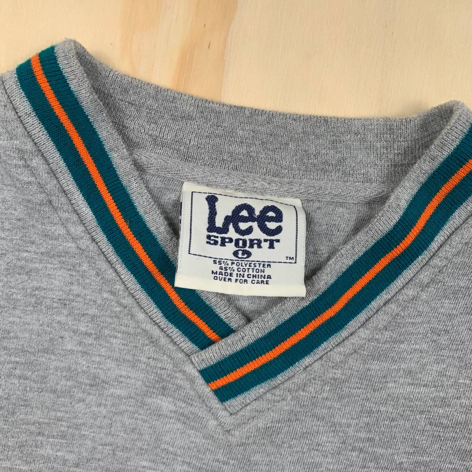 NFL Vintage Miami dolphins lee sports nfl crewneck sweatshirt Size US L / EU 52-54 / 3 - 3 Thumbnail