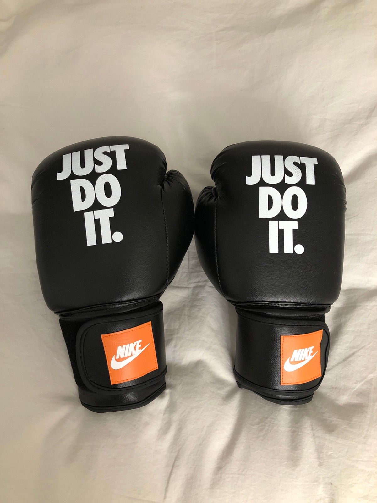 Nike Nike Boxing Gloves Size ONE SIZE - 1 Preview