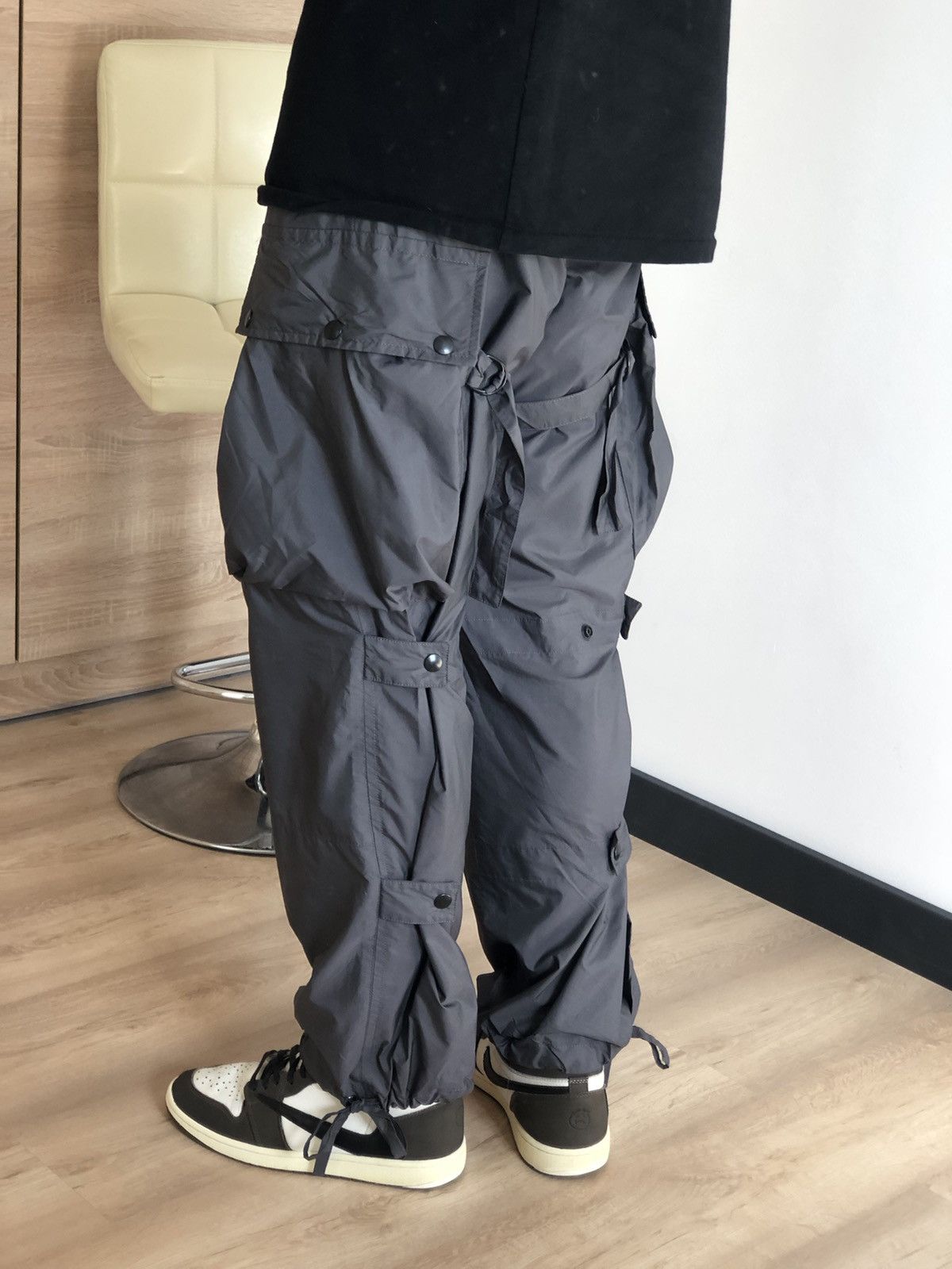 PRADA Bondage Pants ワークパンツ 1999aw アーカイブ Prada 1999 flight Astro cargo nylon pants bondage archive military